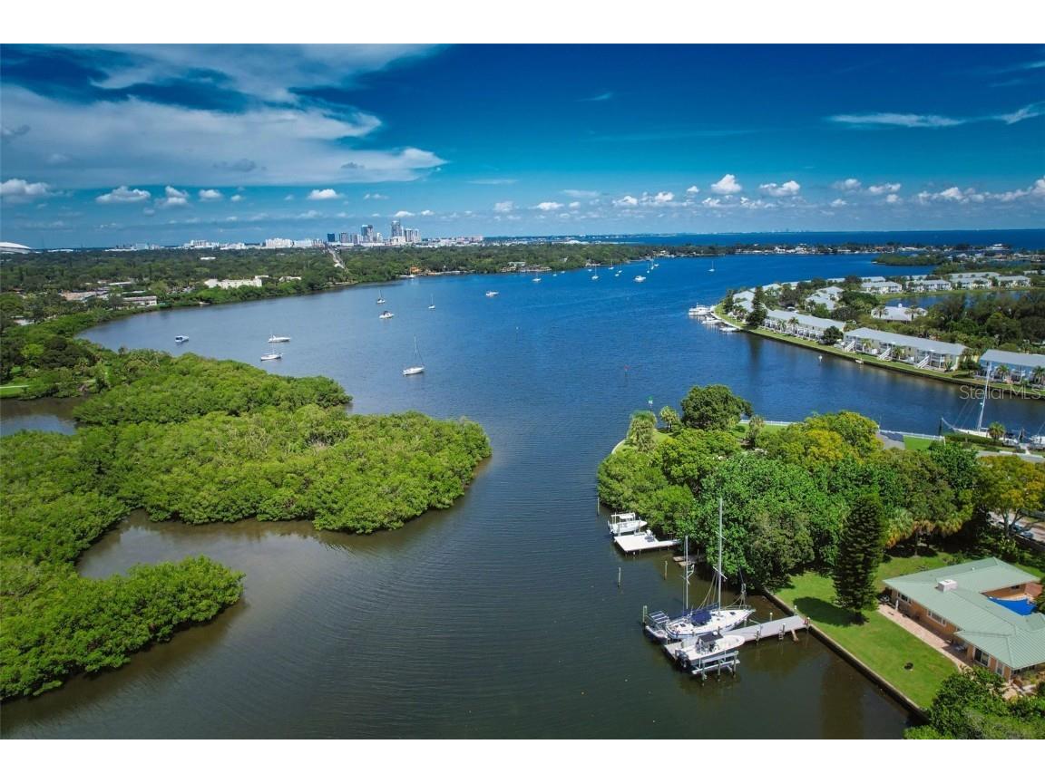 418 39th Avenue S Saint Petersburg FL 33705 - BIG BAYOU TB8442226 image14