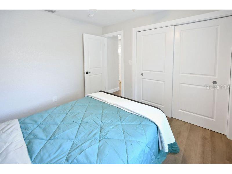 418 40th Avenue S Saint Petersburg FL 33705 GC530326 image20