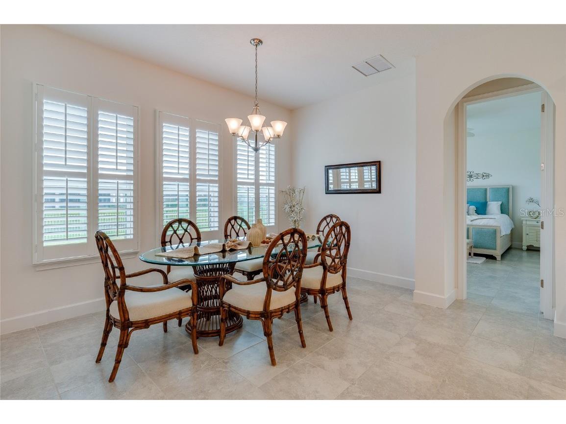 418 Aquamarine Way Daytona Beach FL 32124 V4941758 image16