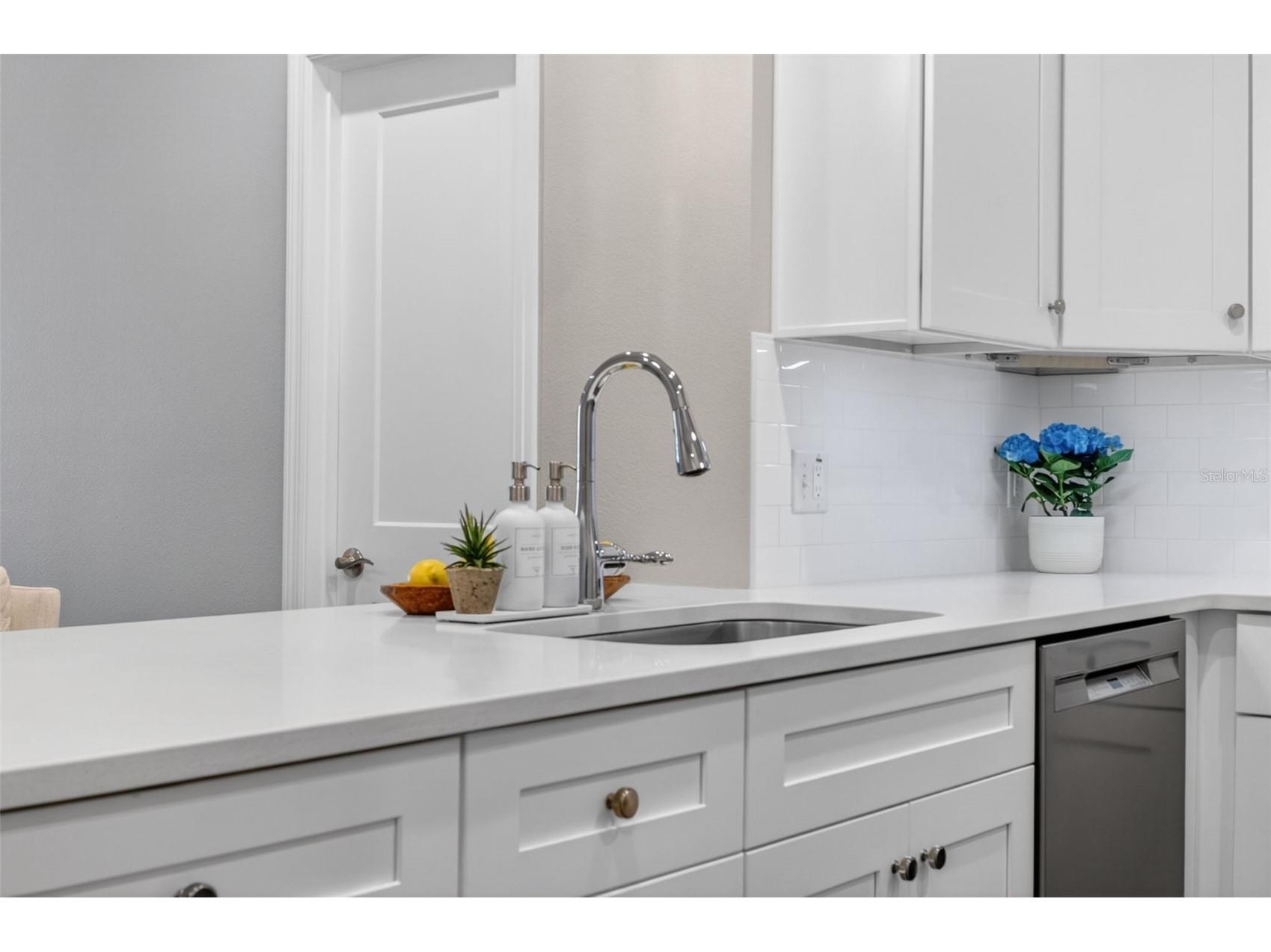 418 Birdsong Lane Dunedin FL 34698 TB8509546 image15