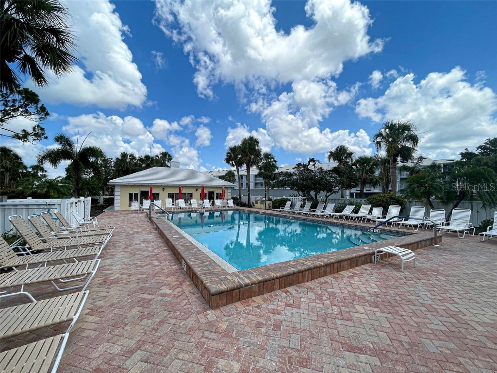 418 Cerromar Court #261 Venice FL 34293 N6141462 image45