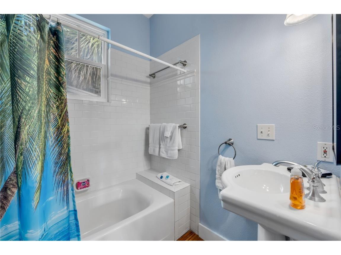 418 Columbus Avenue New Smyrna Beach FL 32169 NS1085978 image5