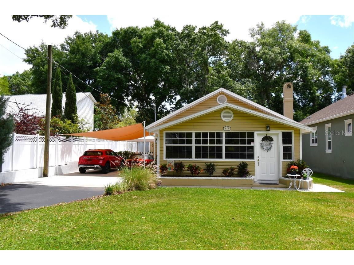 418 E 10th Ave Mount Dora FL 32757 P4934653 image1