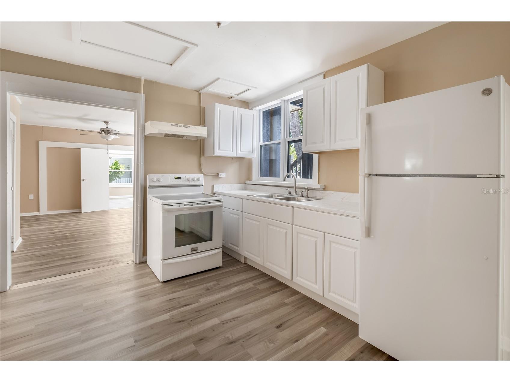 418 E Amelia Avenue #A Tampa FL 33602 TB8486807 image16