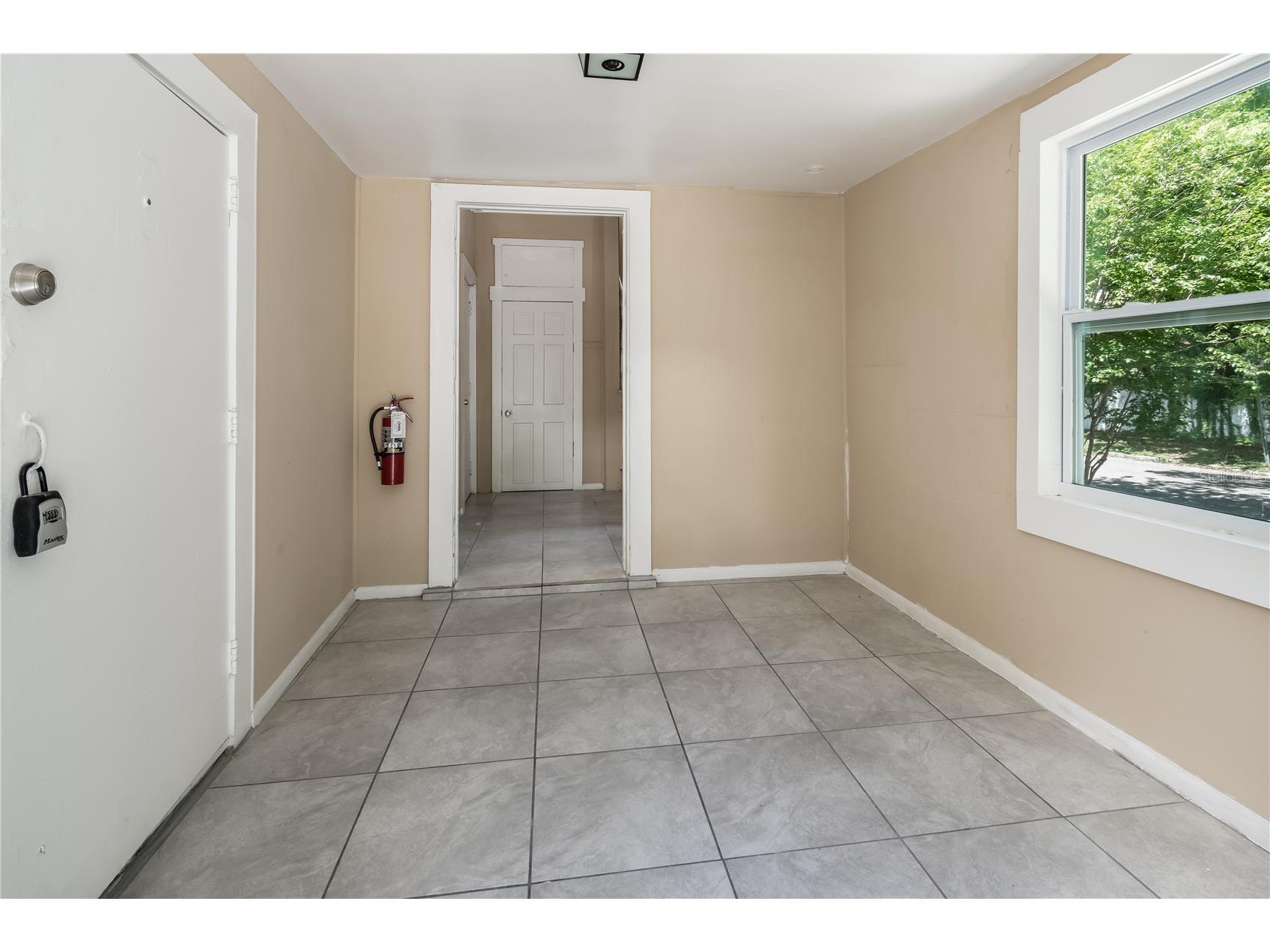 418 E Amelia Avenue #A Tampa FL 33602 TB8486807 image3