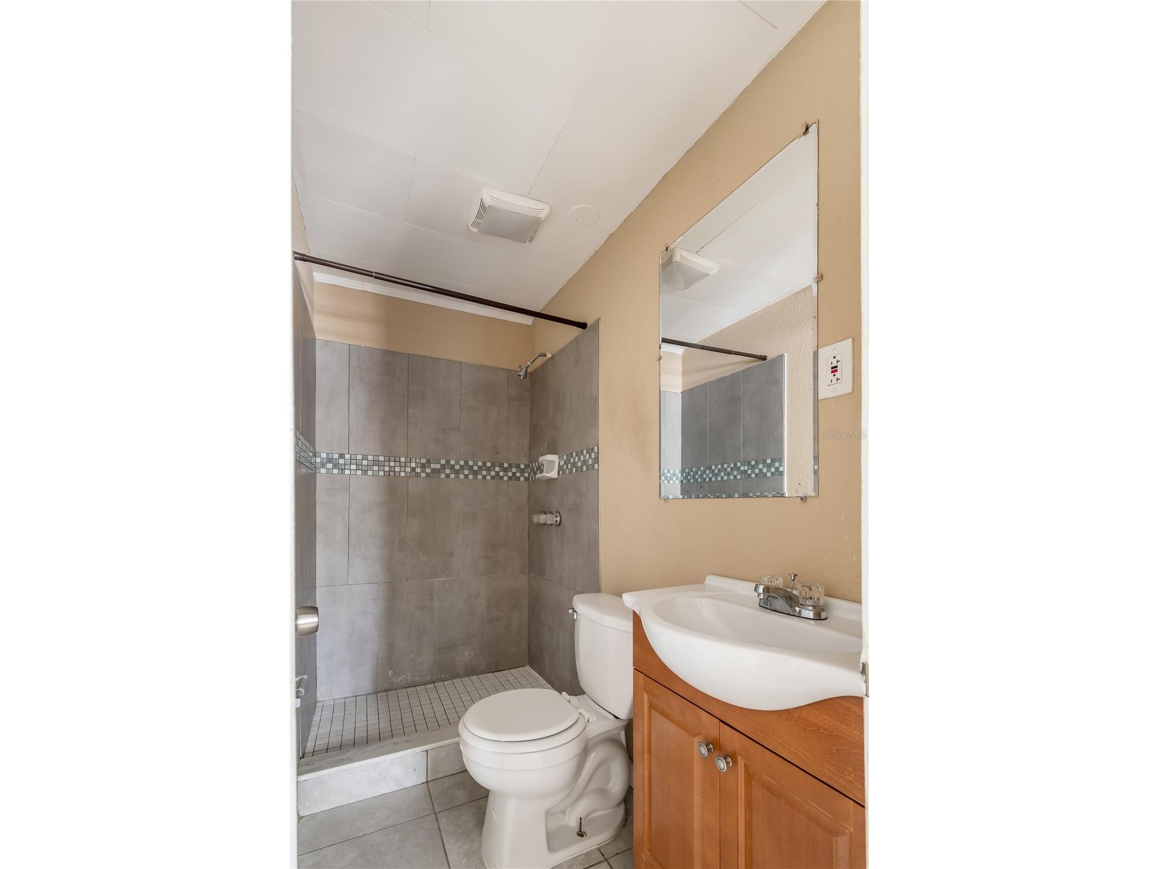 418 E Amelia Avenue #C Tampa FL 33602 TB8486799 image16