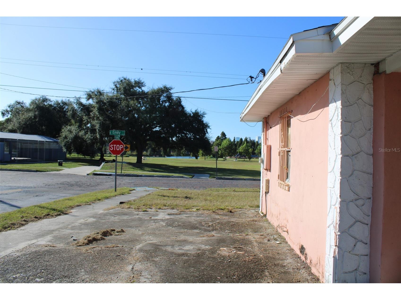 418 E Emily Street Tampa FL 33603 TB8434801 image30