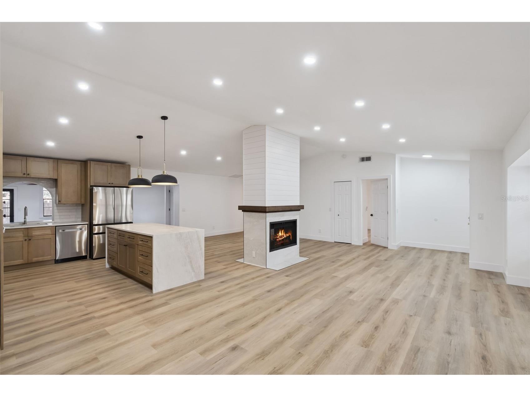 418 E Lakeshore Drive Ocoee FL 34761 O6395685 image10