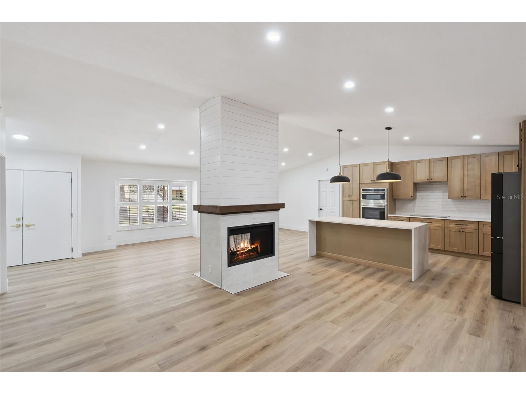 418 E Lakeshore Drive Ocoee FL 34761 O6395685 image12