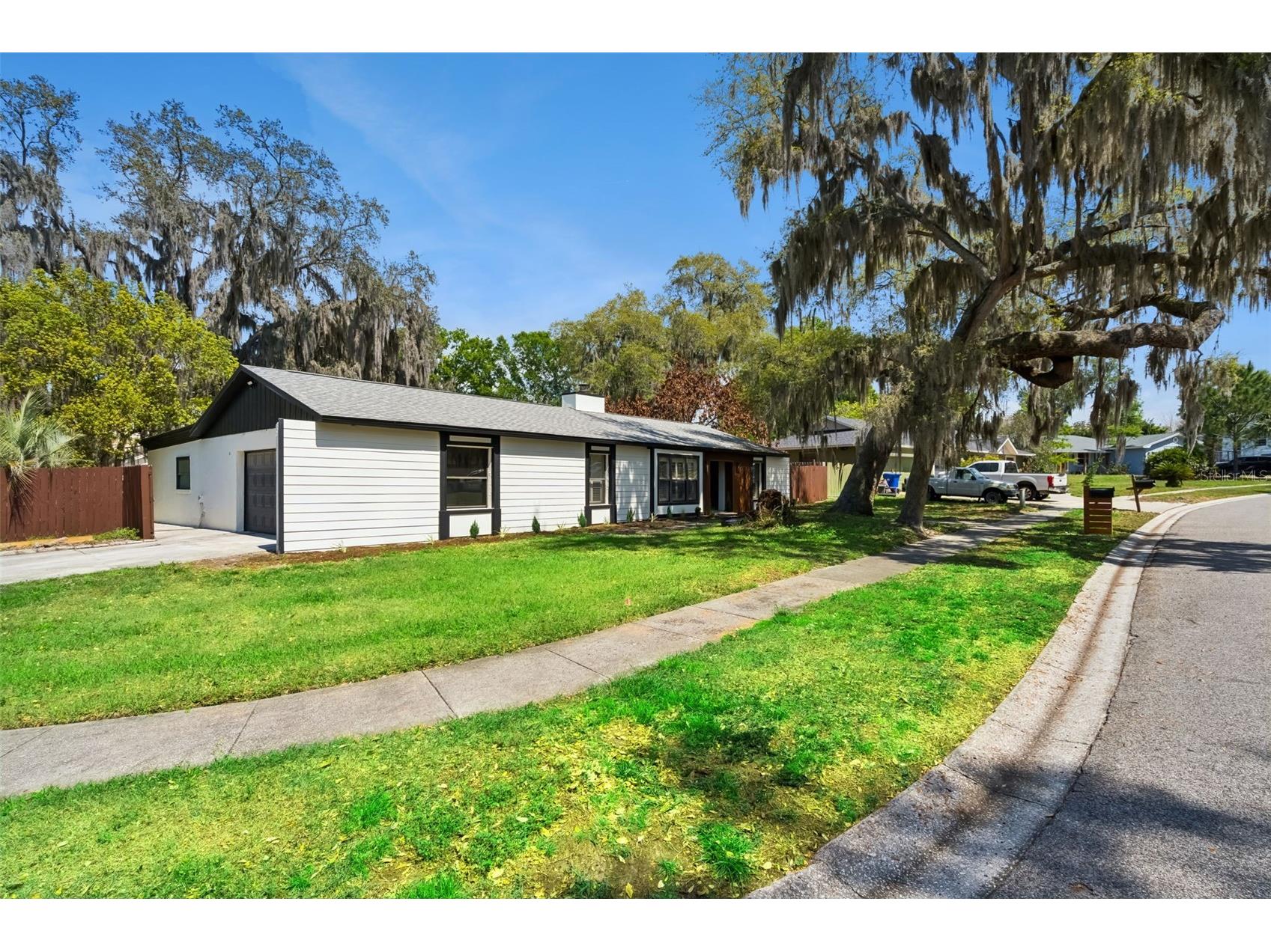 418 E Lakeshore Drive Ocoee FL 34761 O6395685 image5