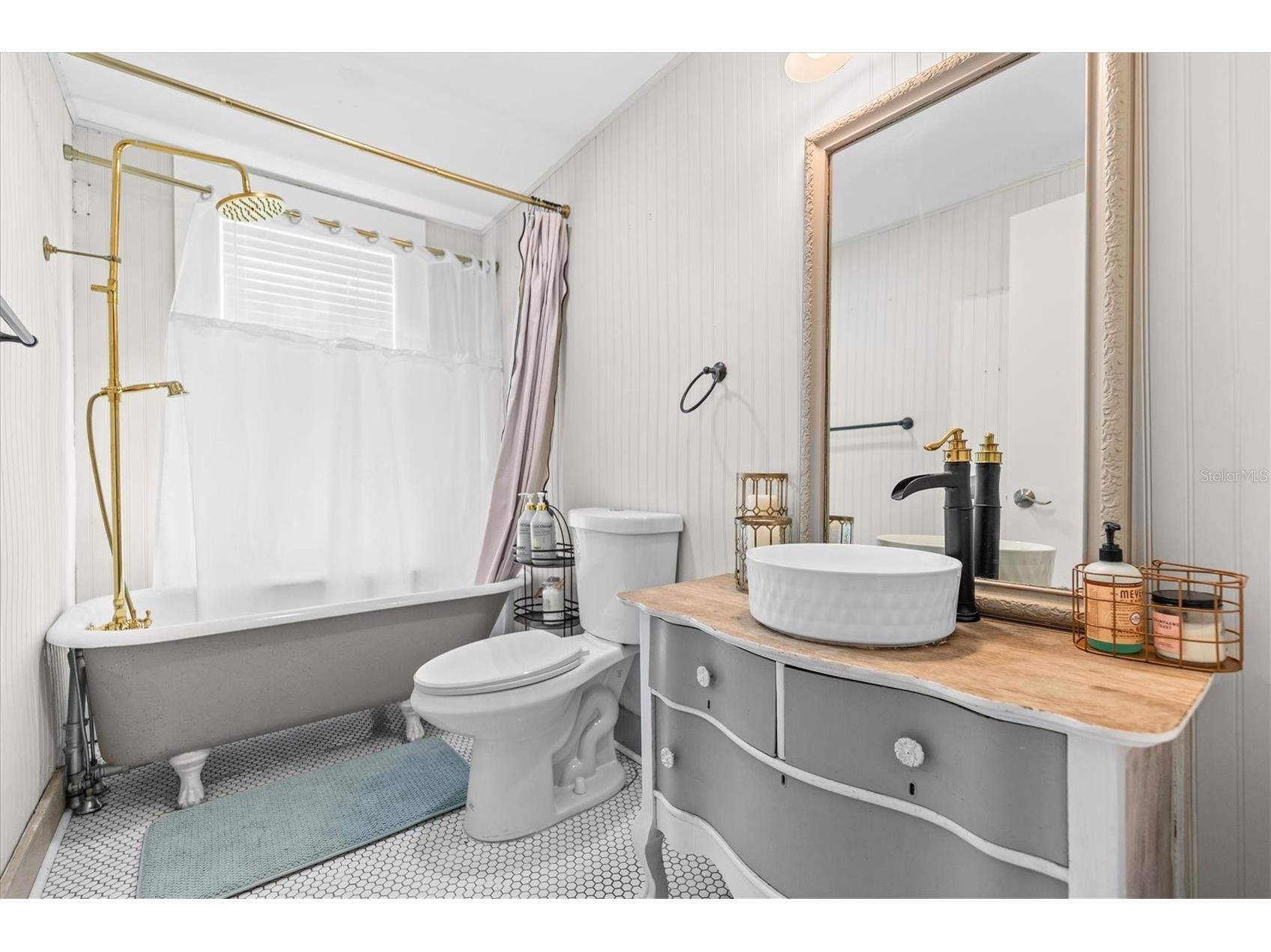 418 E Orange Street Tarpon Springs FL 34689 TB8484753 image17