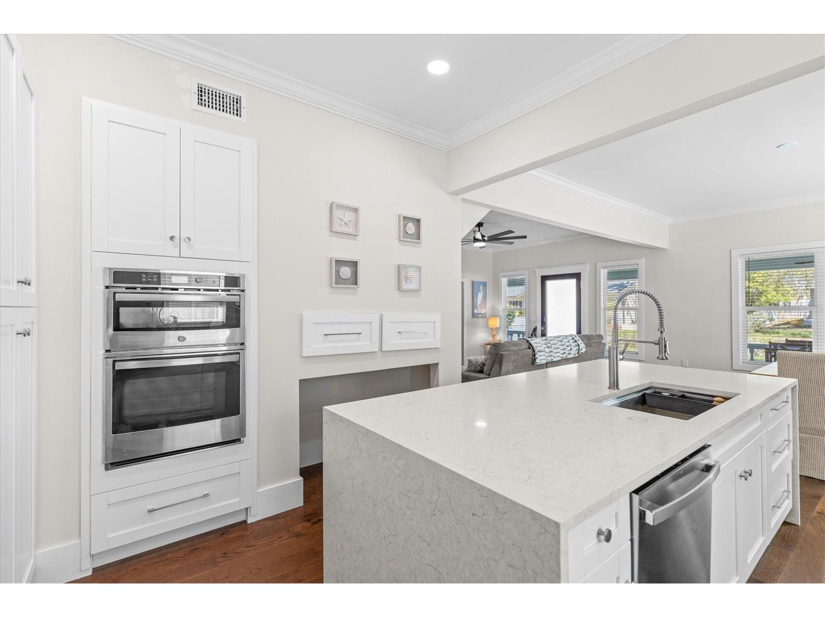 418 E Orange Street Tarpon Springs FL 34689 TB8484753 image8