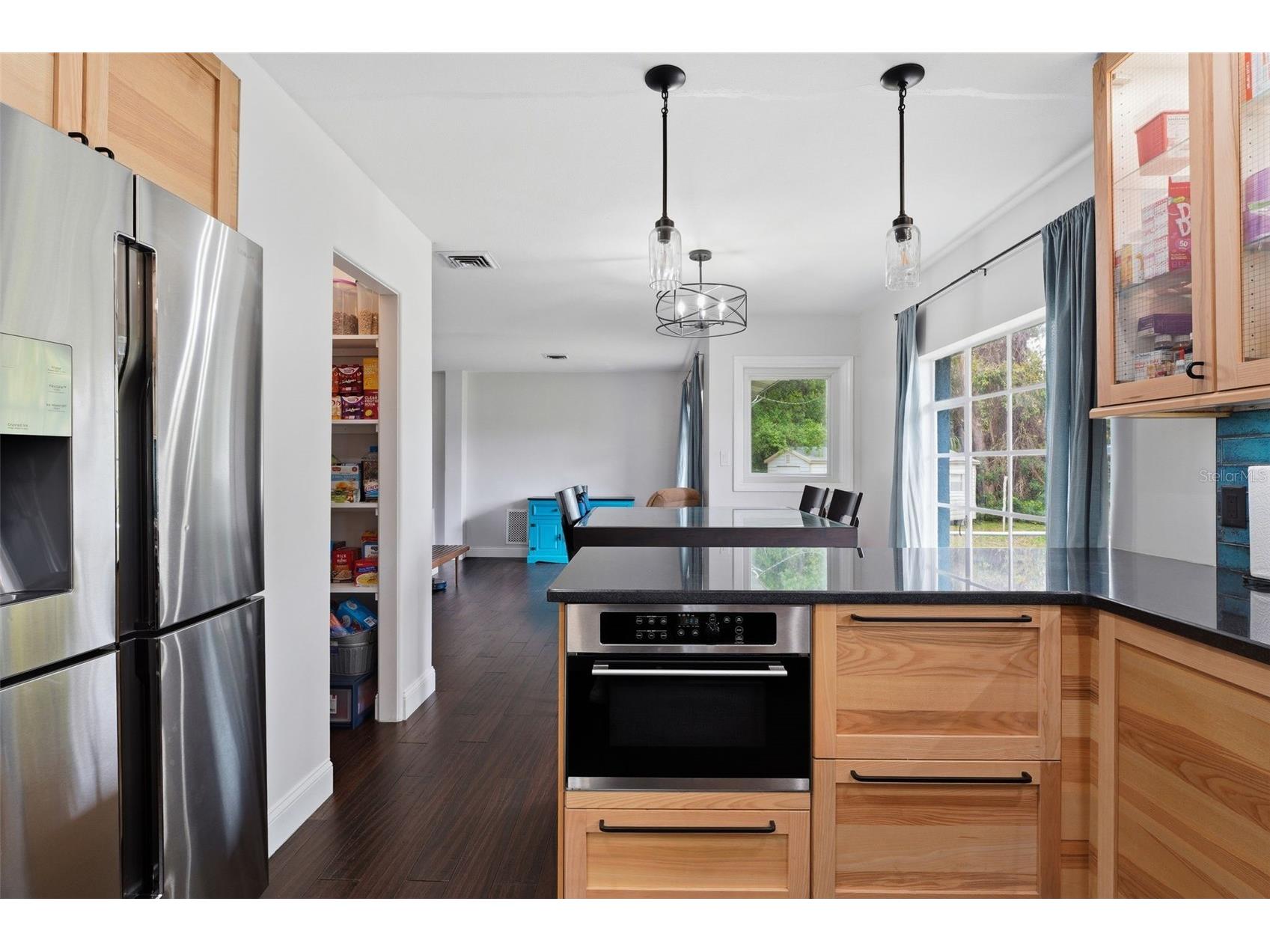 418 Edwards Drive Sarasota FL 34243 A4665321 image11