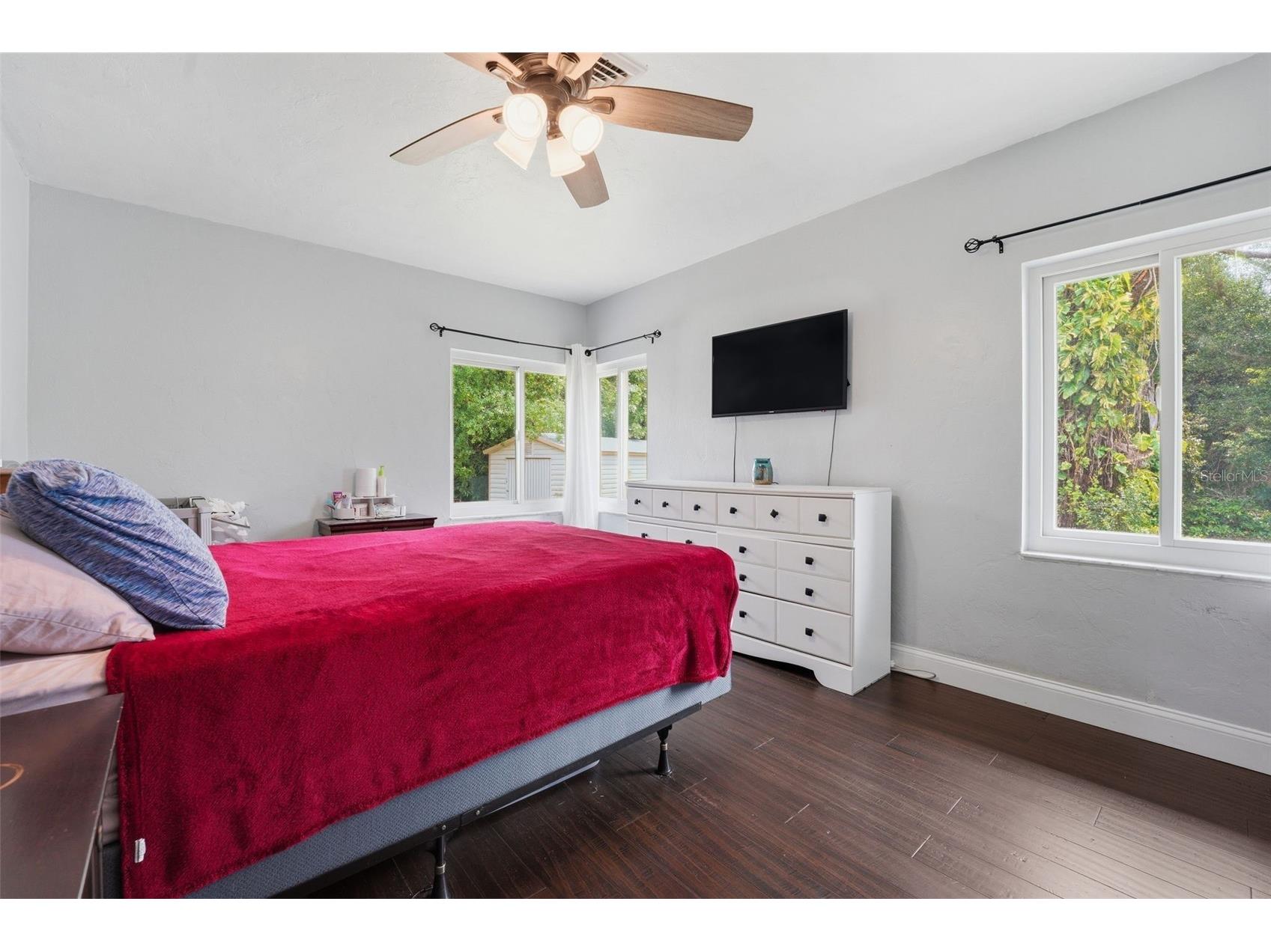 418 Edwards Drive Sarasota FL 34243 A4665321 image28