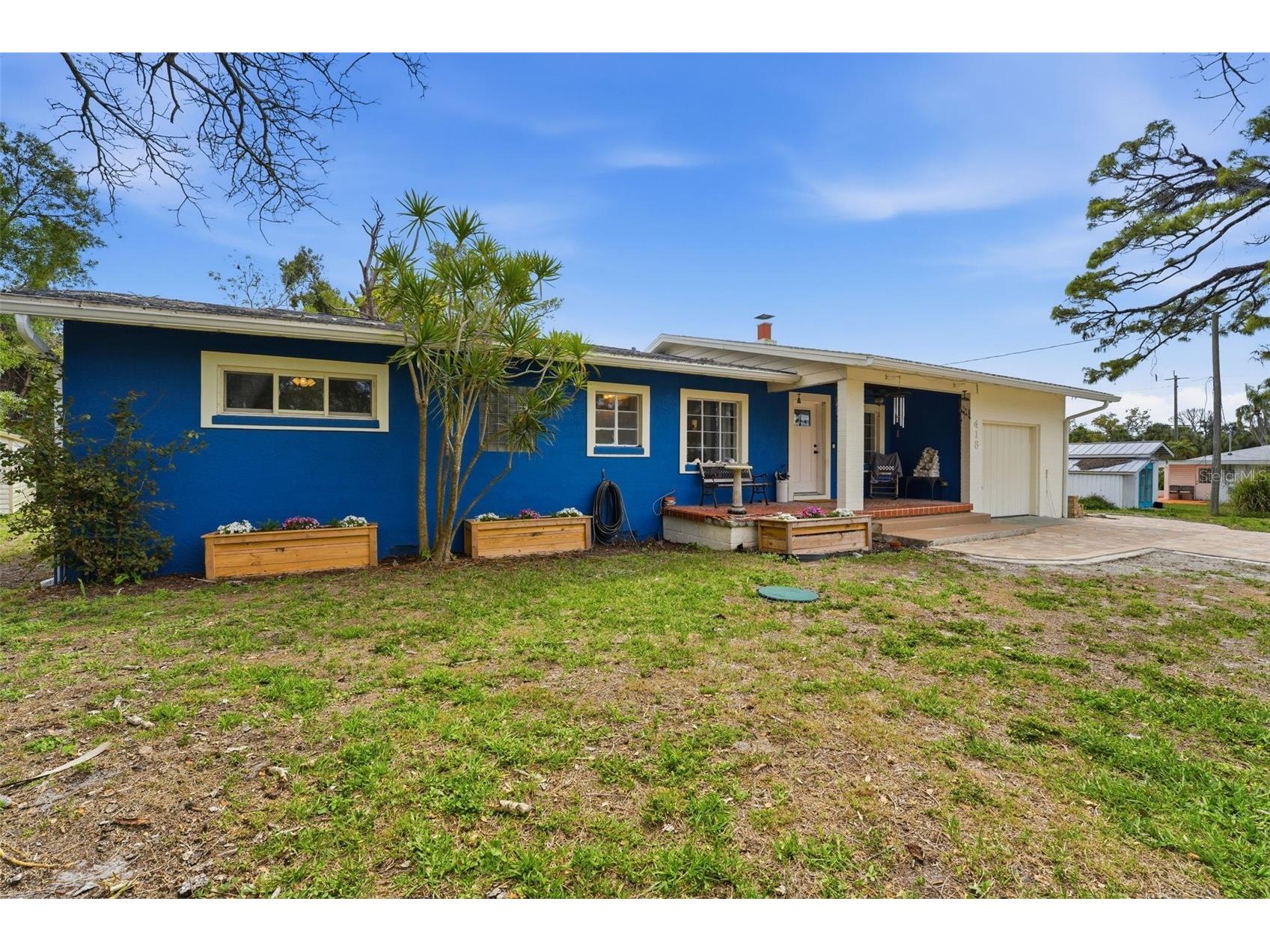 418 Edwards Drive Sarasota FL 34243 A4665321 image4