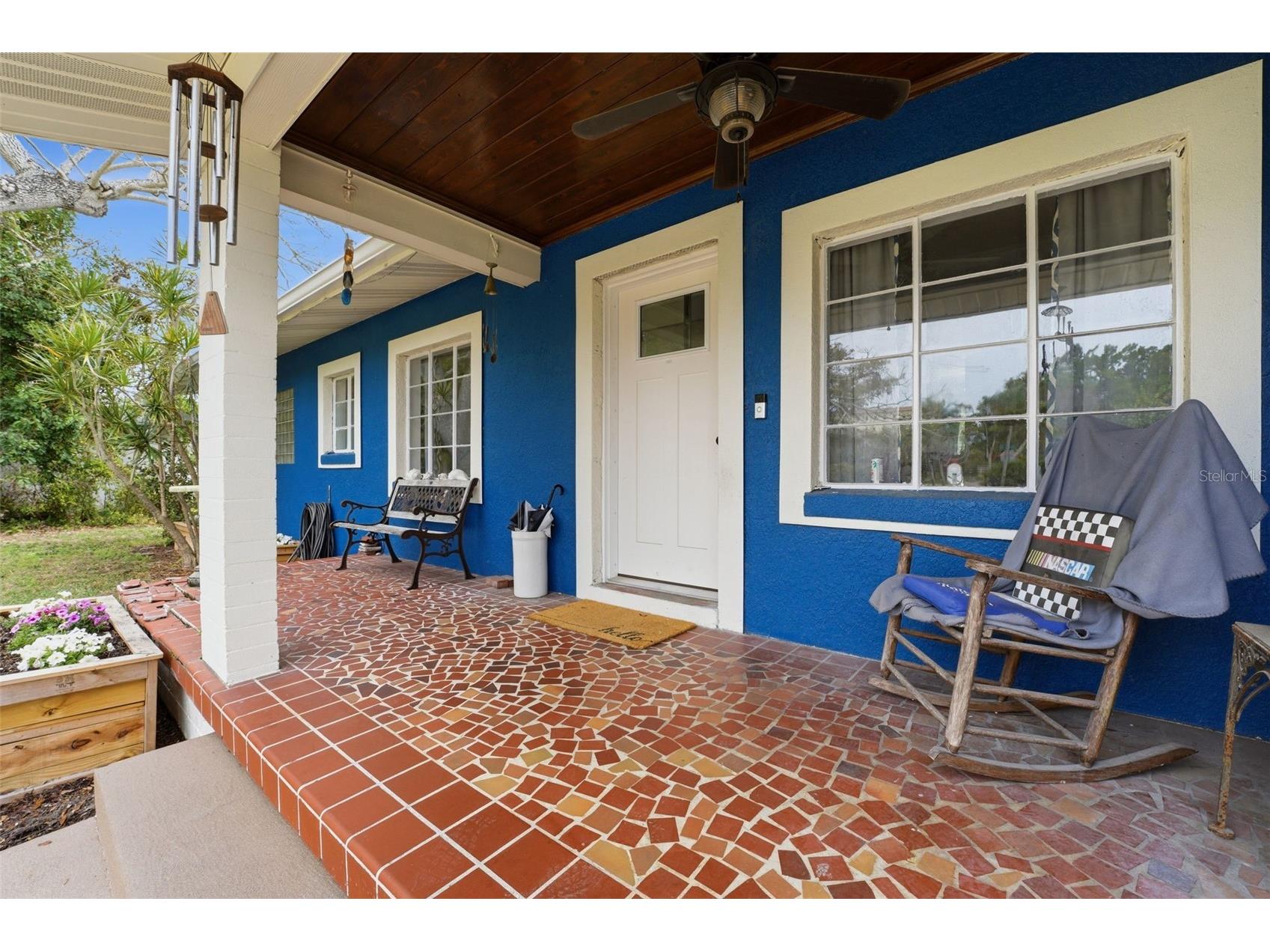 418 Edwards Drive Sarasota FL 34243 A4665321 image5