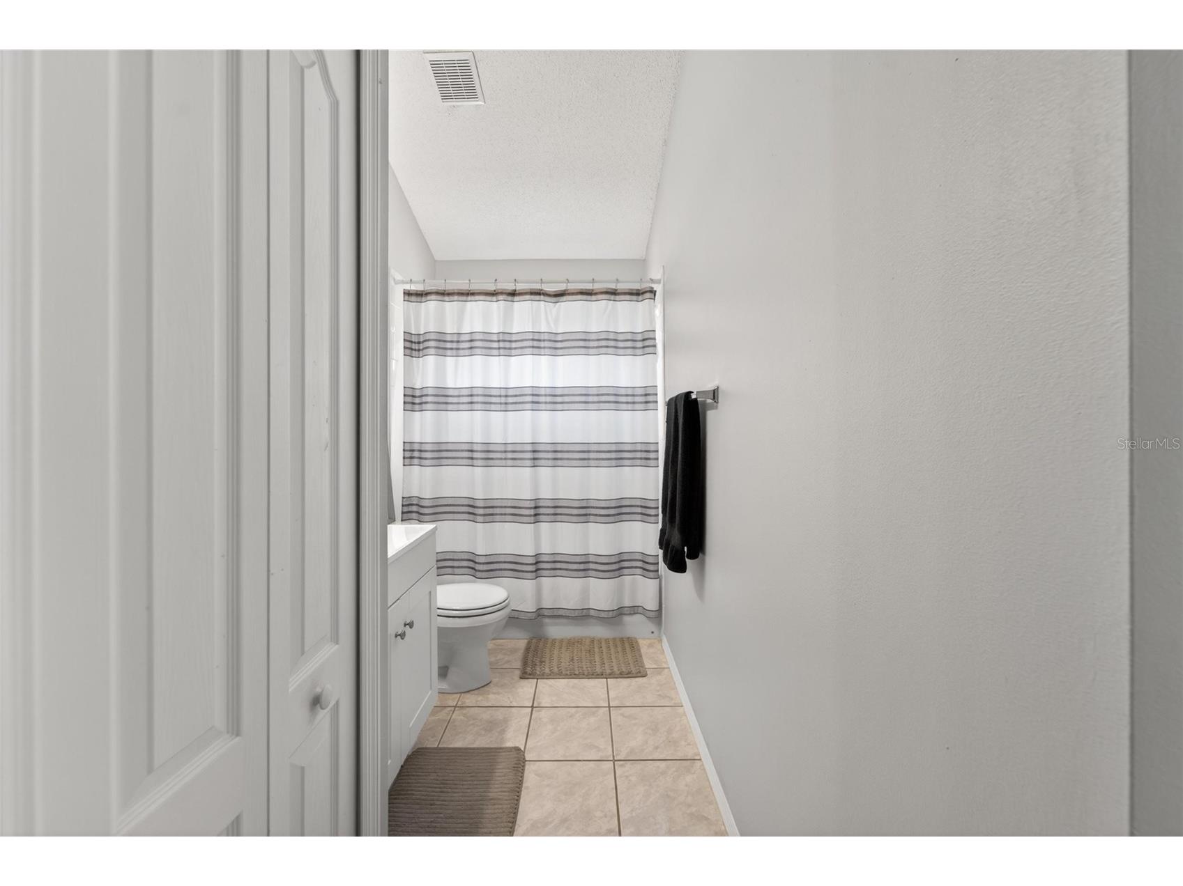 418 Henderson Avenue Seffner FL 33584 TB8514752 image24