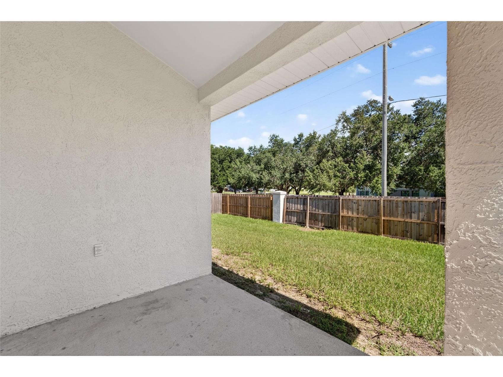 418 Henderson Avenue Seffner FL 33584 TB8514752 image64