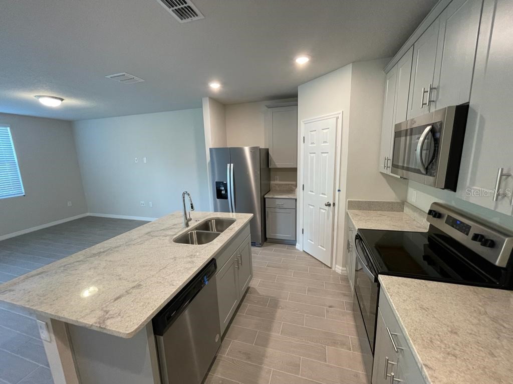 418 Legacy Loop Davenport FL 33896 O6361350 image14