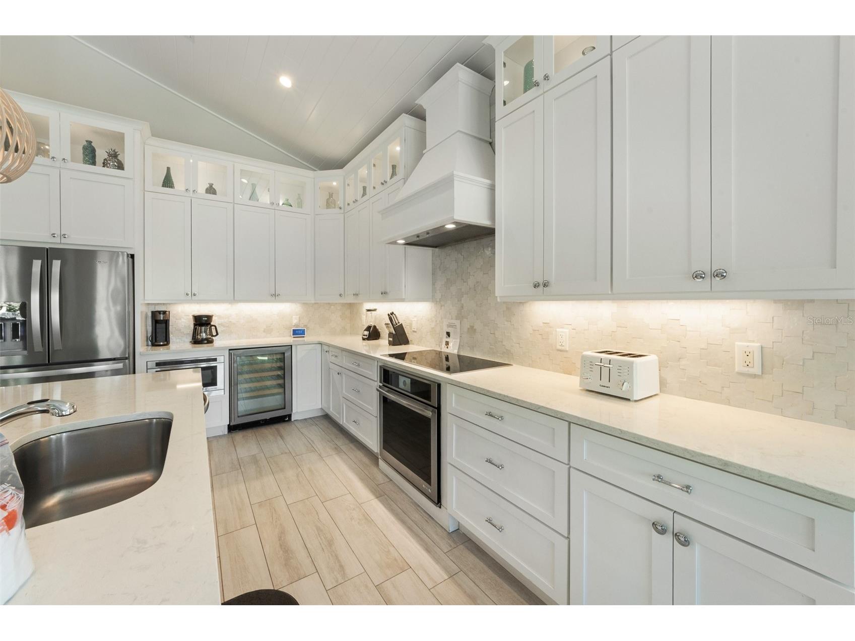 418 Magnolia Avenue Anna Maria FL 34216 A4699292 image7