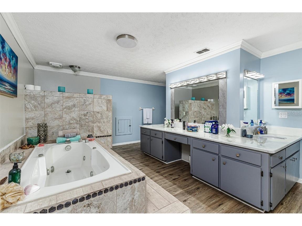 418 North Road Lakeland FL 33809 P4934858 image32