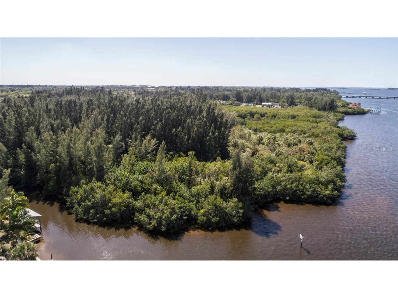 418 Peace Island Dr Punta Gorda FL 33950 C7455970 image4