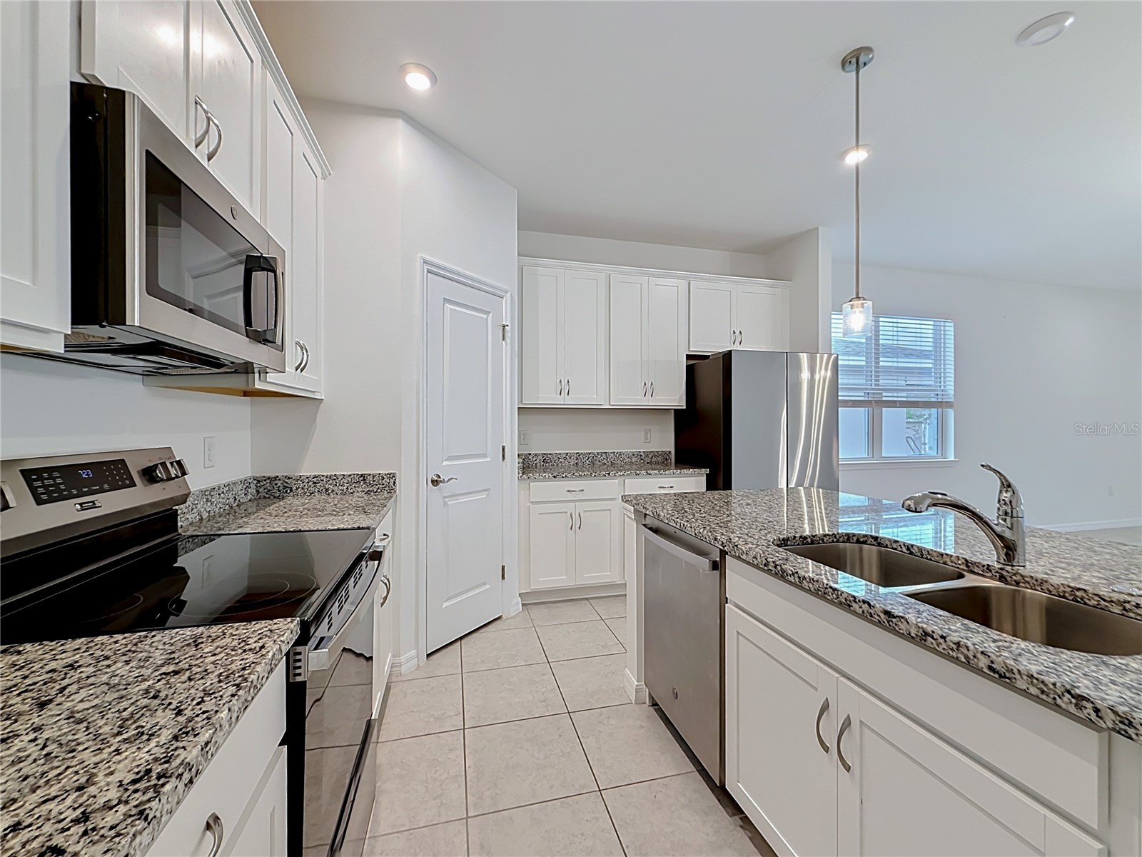 418 Quayside Avenue Mascotte FL 34753 O6405135 image6
