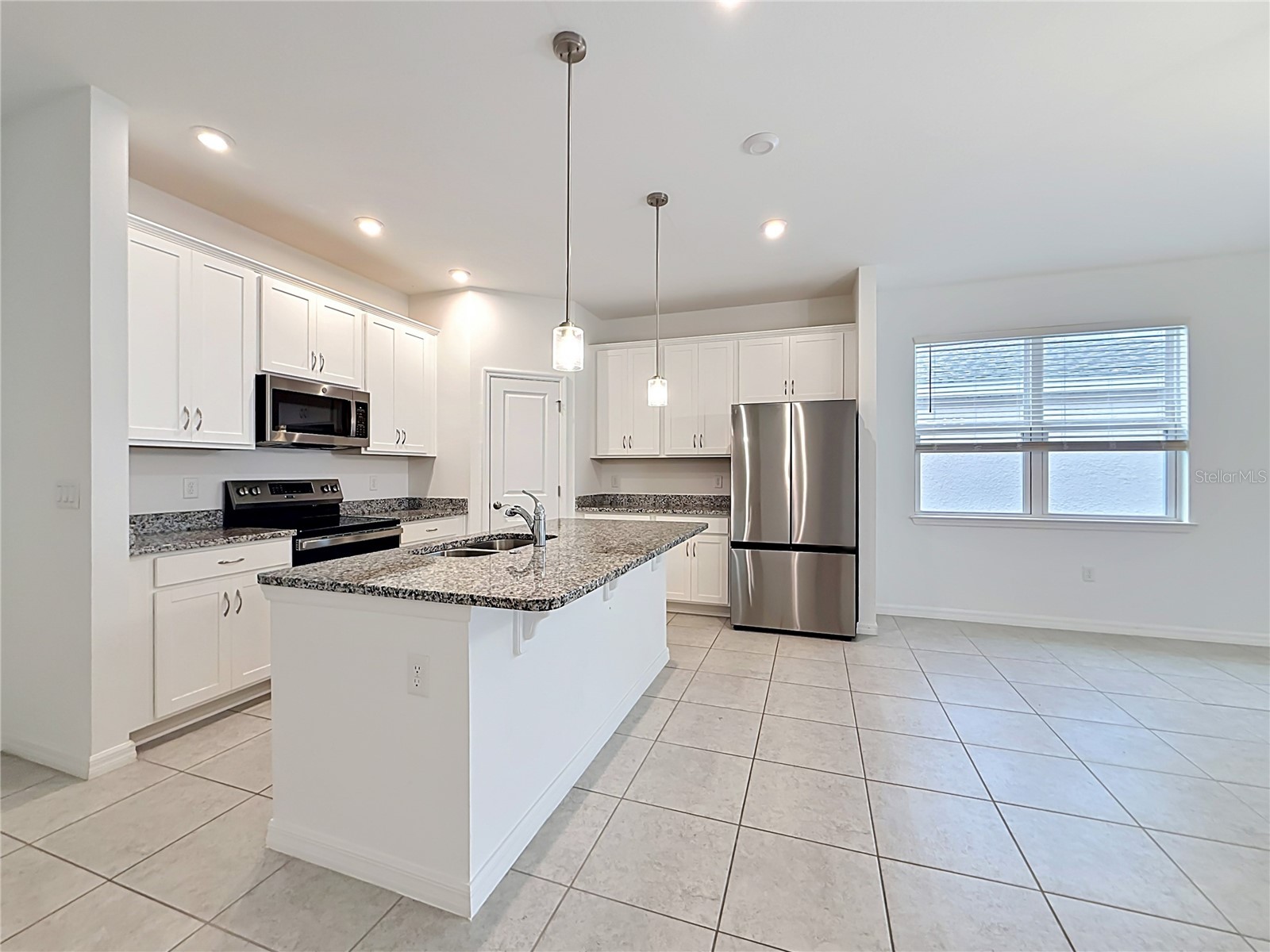 418 Quayside Avenue Mascotte FL 34753 O6405135 image8