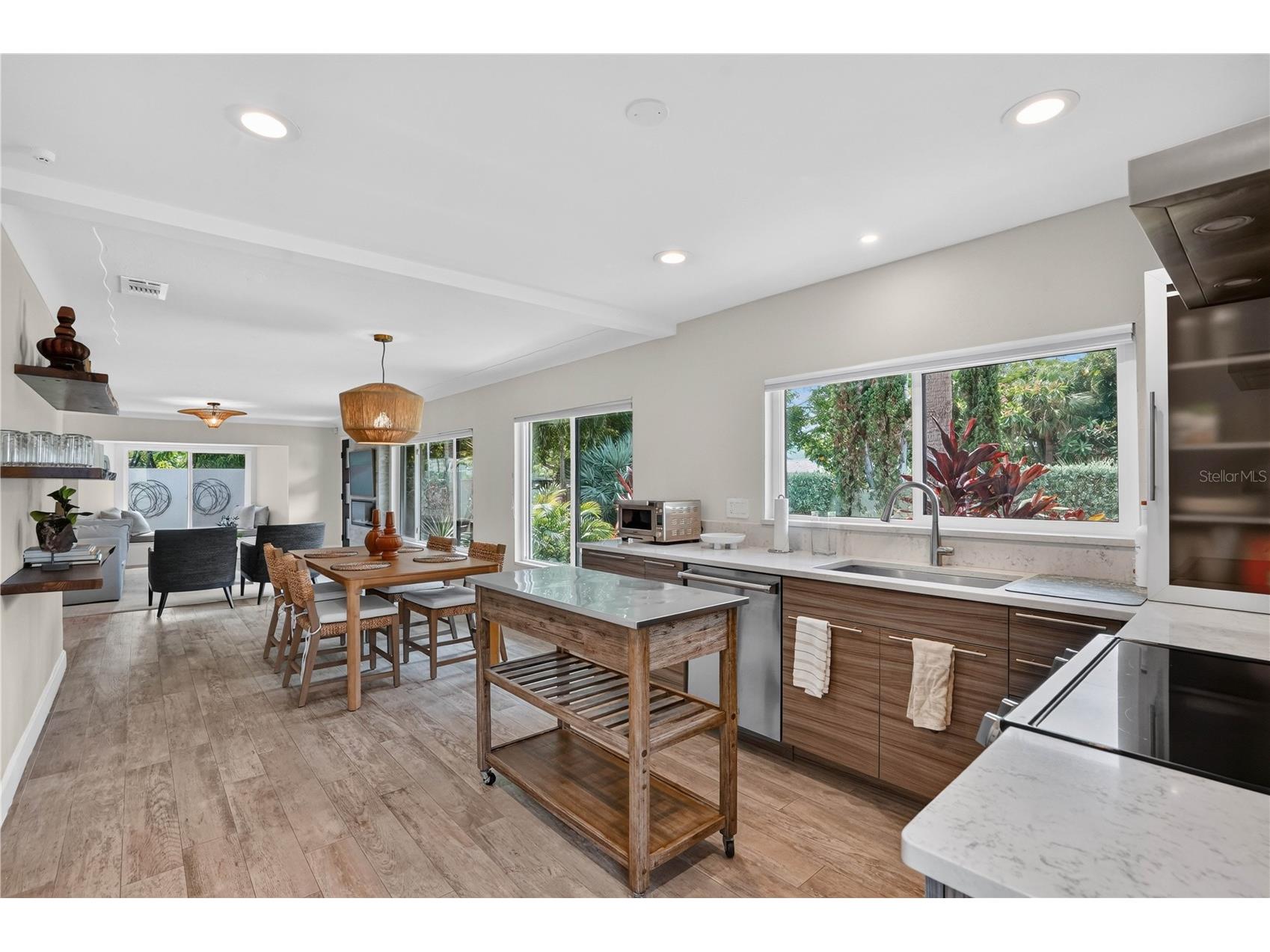 418 Sapphire Drive Sarasota FL 34234 A4699914 image19