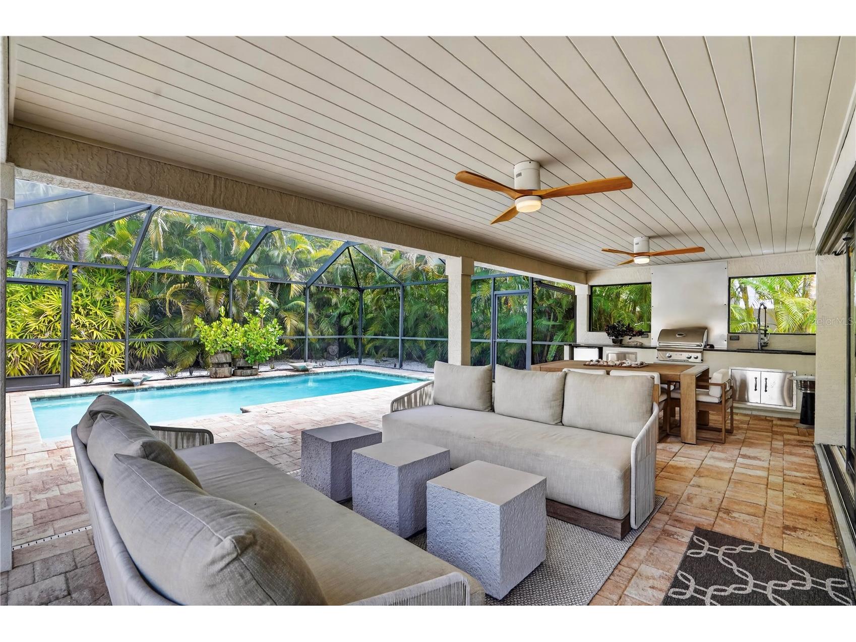 418 Sapphire Drive Sarasota FL 34234 A4699914 image37