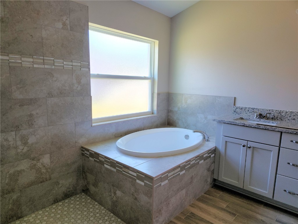 418 Shannon Estates Court Plant City FL 33563 TB8427402 image14