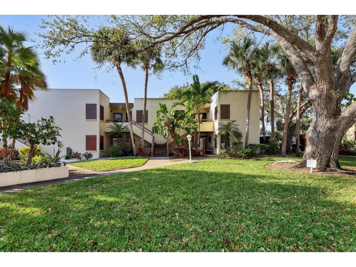 418 Spring Lakes Boulevard Bradenton FL 34210 A4562341 image1