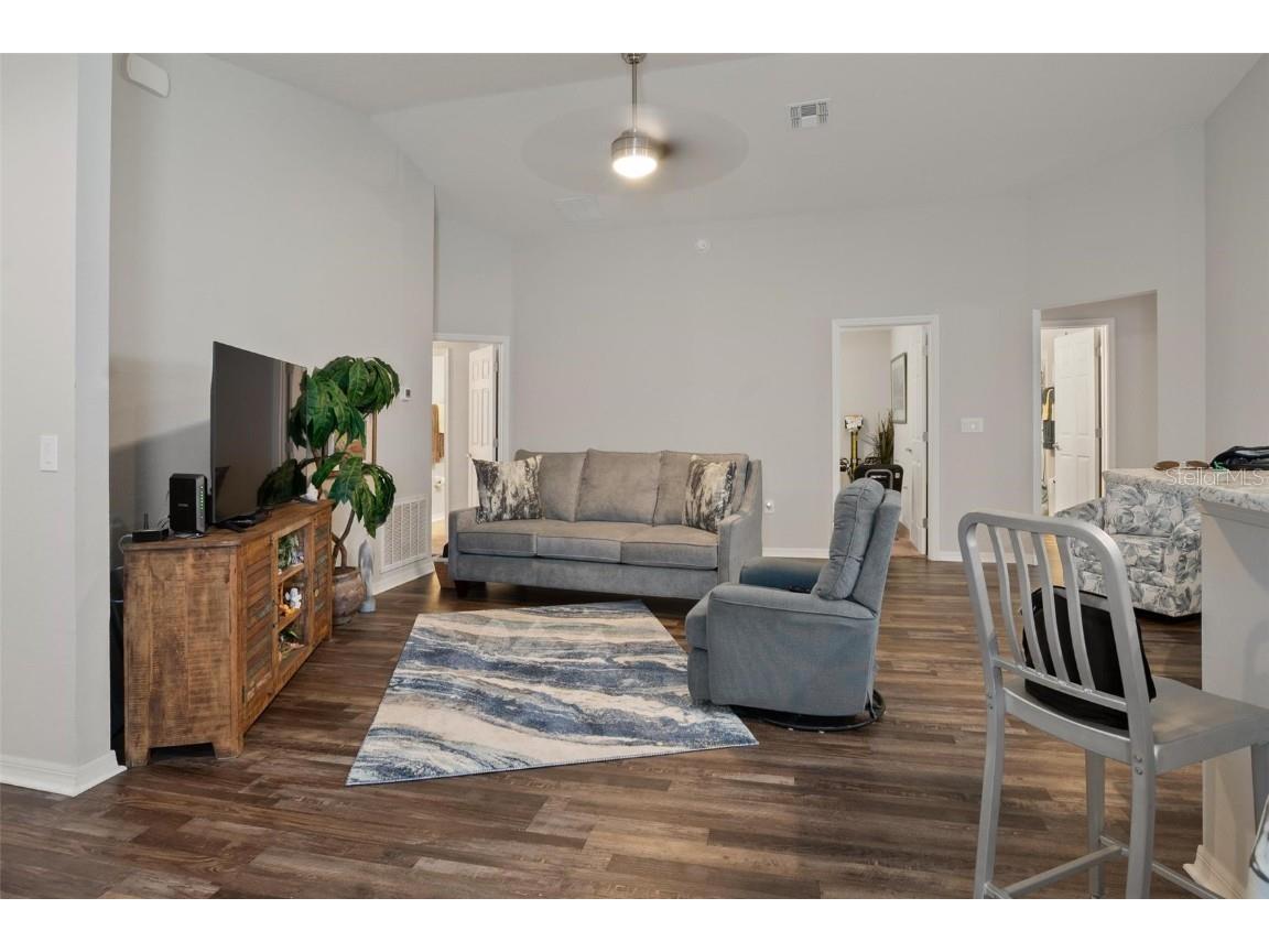 418 St Georges Circle Eagle Lake FL 33839 P4936305 image3