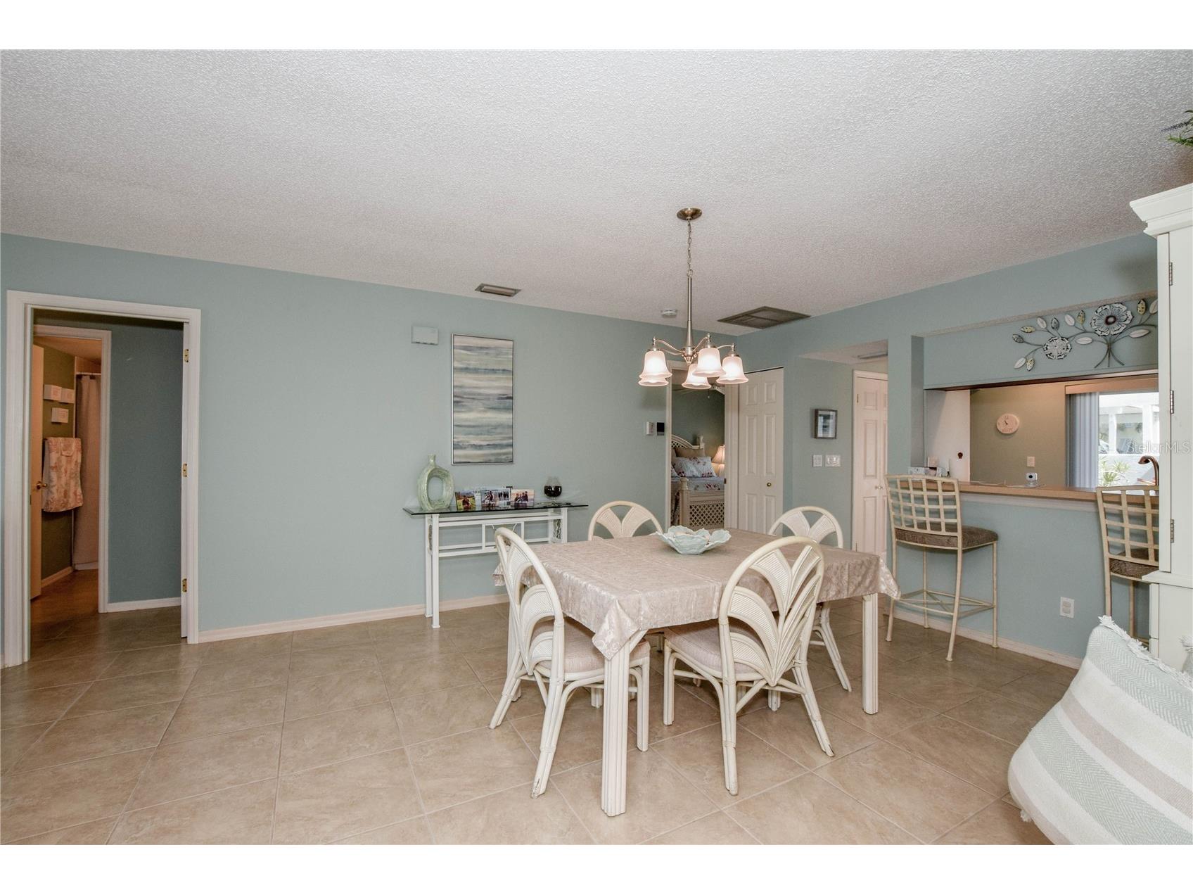 418 Wexford Circle #125 Venice FL 34293 N6144099 image5