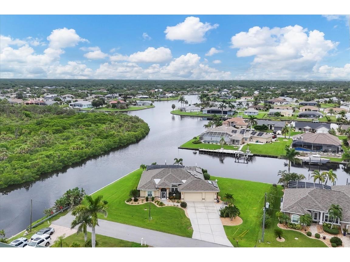 4180 Surfside Court Port Charlotte FL 33948 - MANCHESTER WATERWAY N6140404 image1