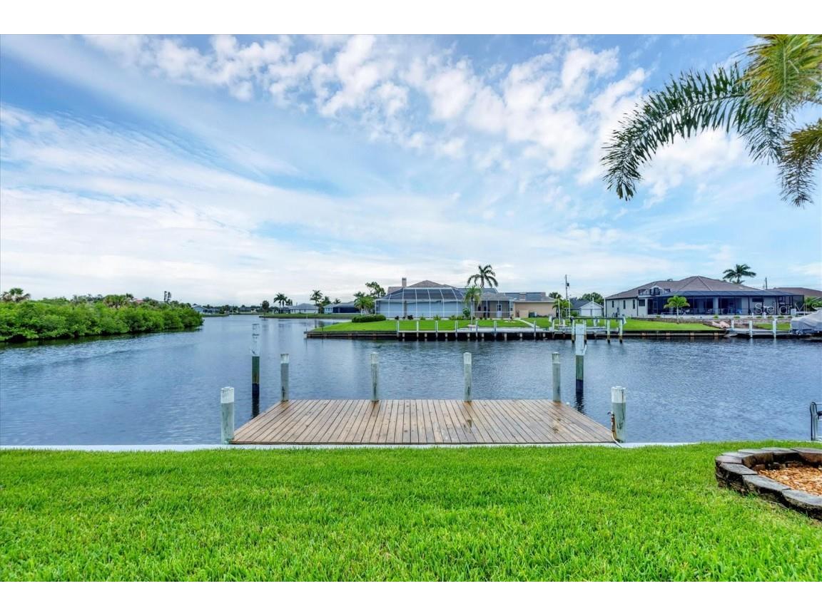 4180 Surfside Court Port Charlotte FL 33948 - MANCHESTER WATERWAY N6140404 image2