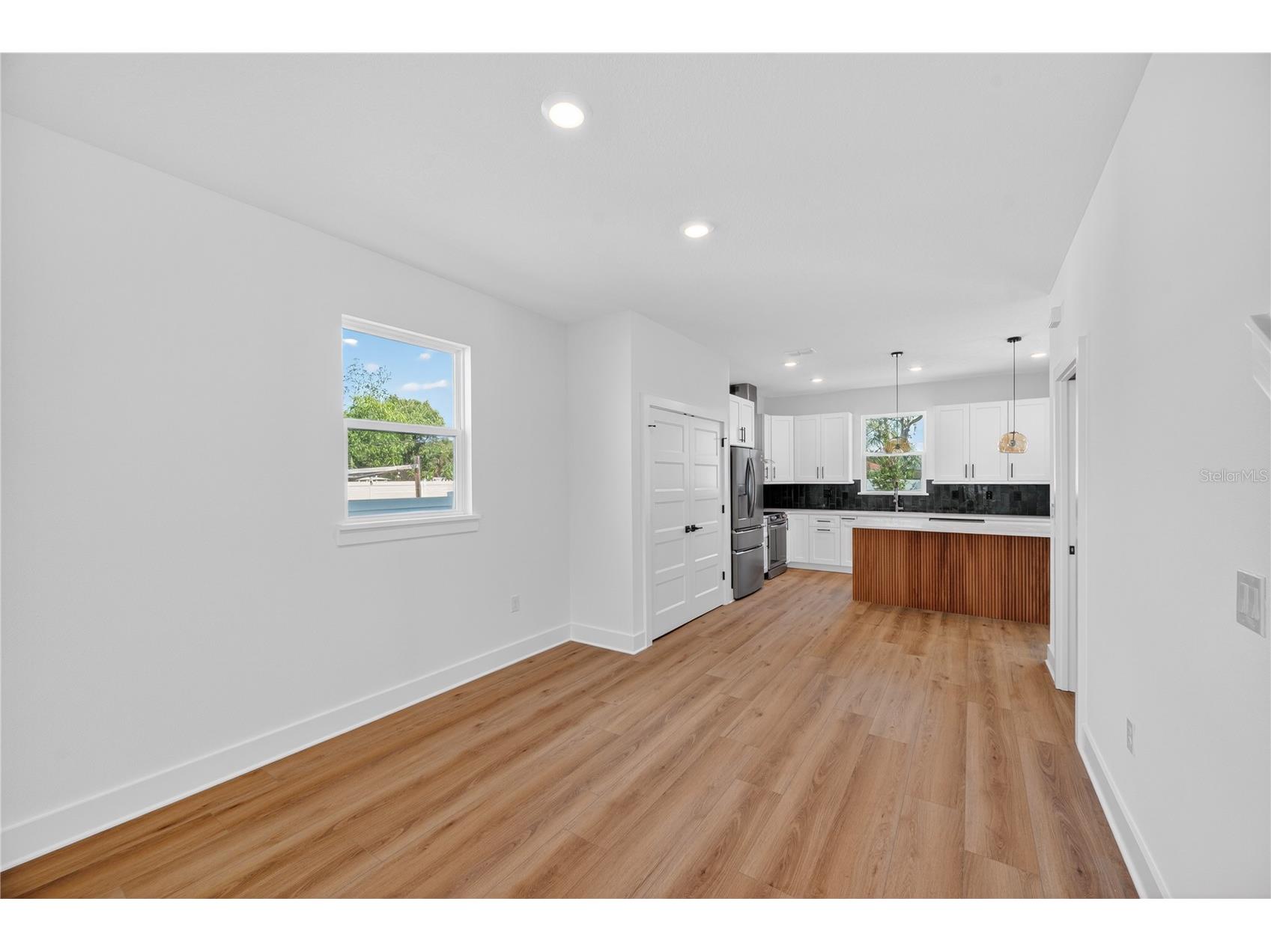 4181 56th Avenue N Saint Petersburg FL 33714 W7885607 image12