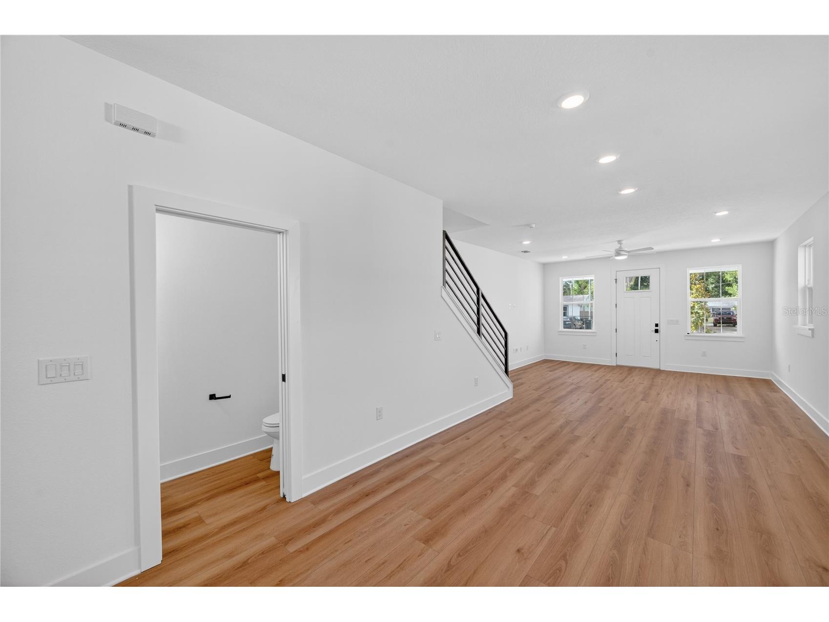 4181 56th Avenue N Saint Petersburg FL 33714 W7885607 image13