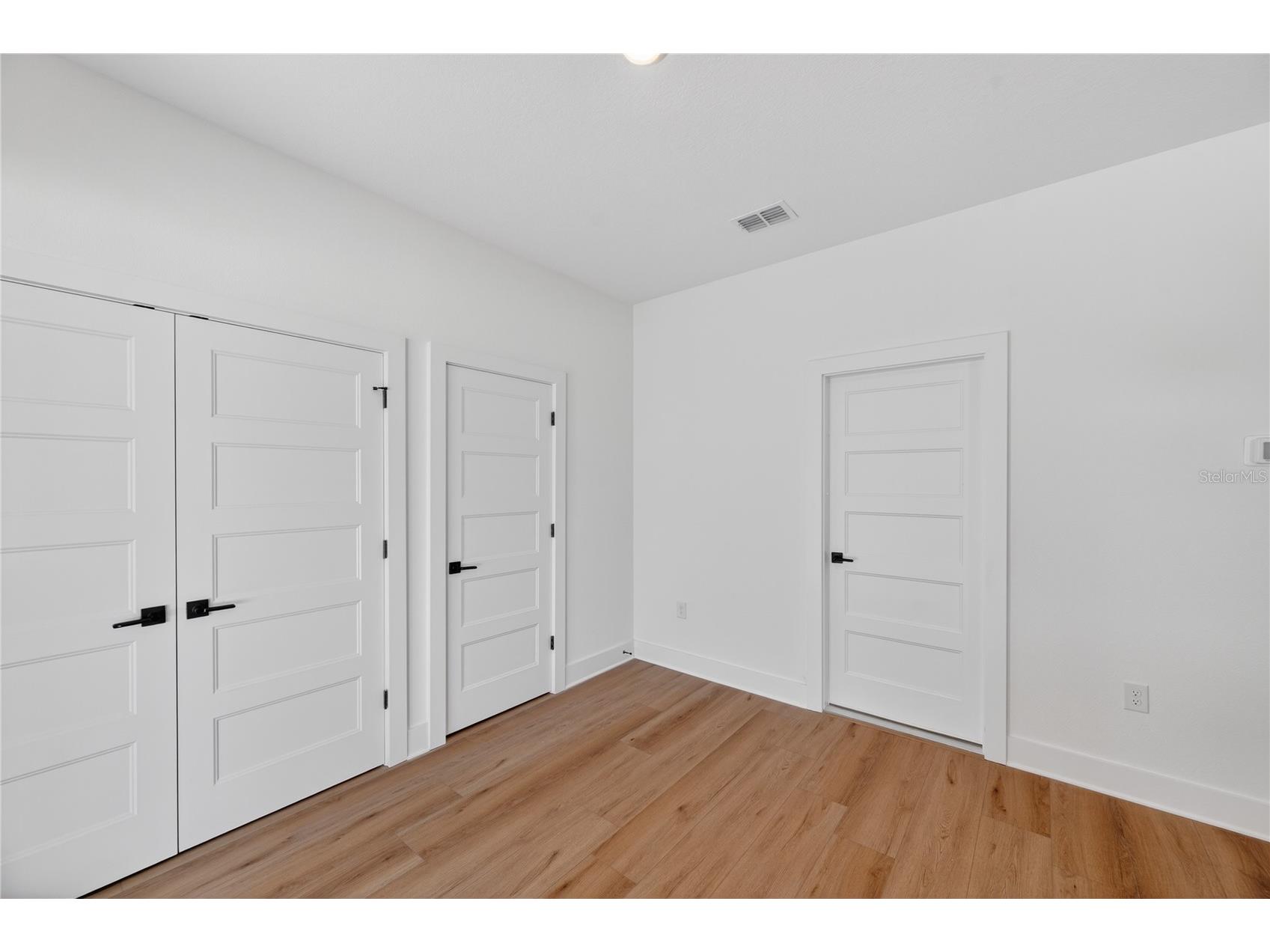4181 56th Avenue N Saint Petersburg FL 33714 W7885607 image21