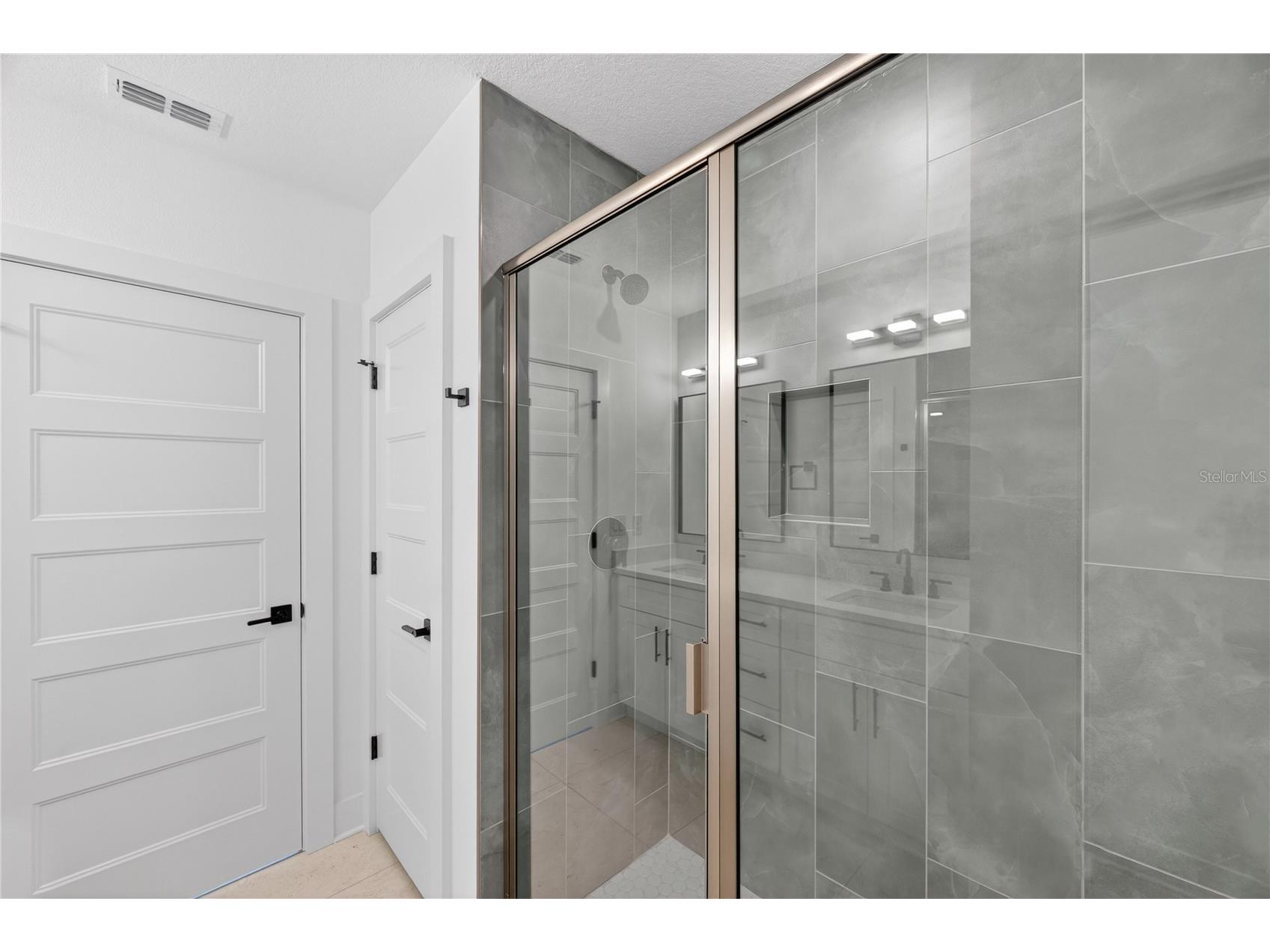 4181 56th Avenue N Saint Petersburg FL 33714 W7885607 image36