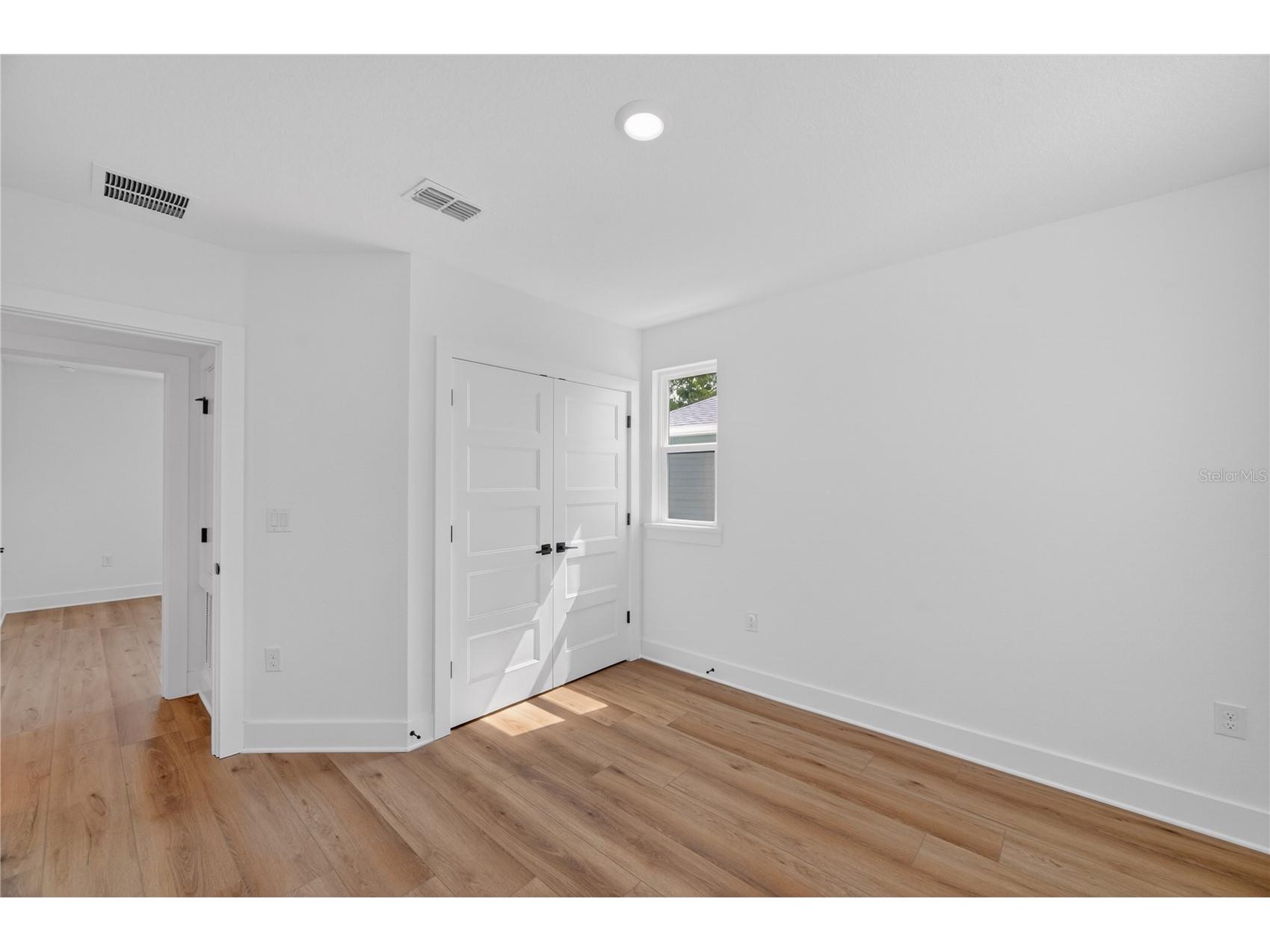 4181 56th Avenue N Saint Petersburg FL 33714 W7885607 image48