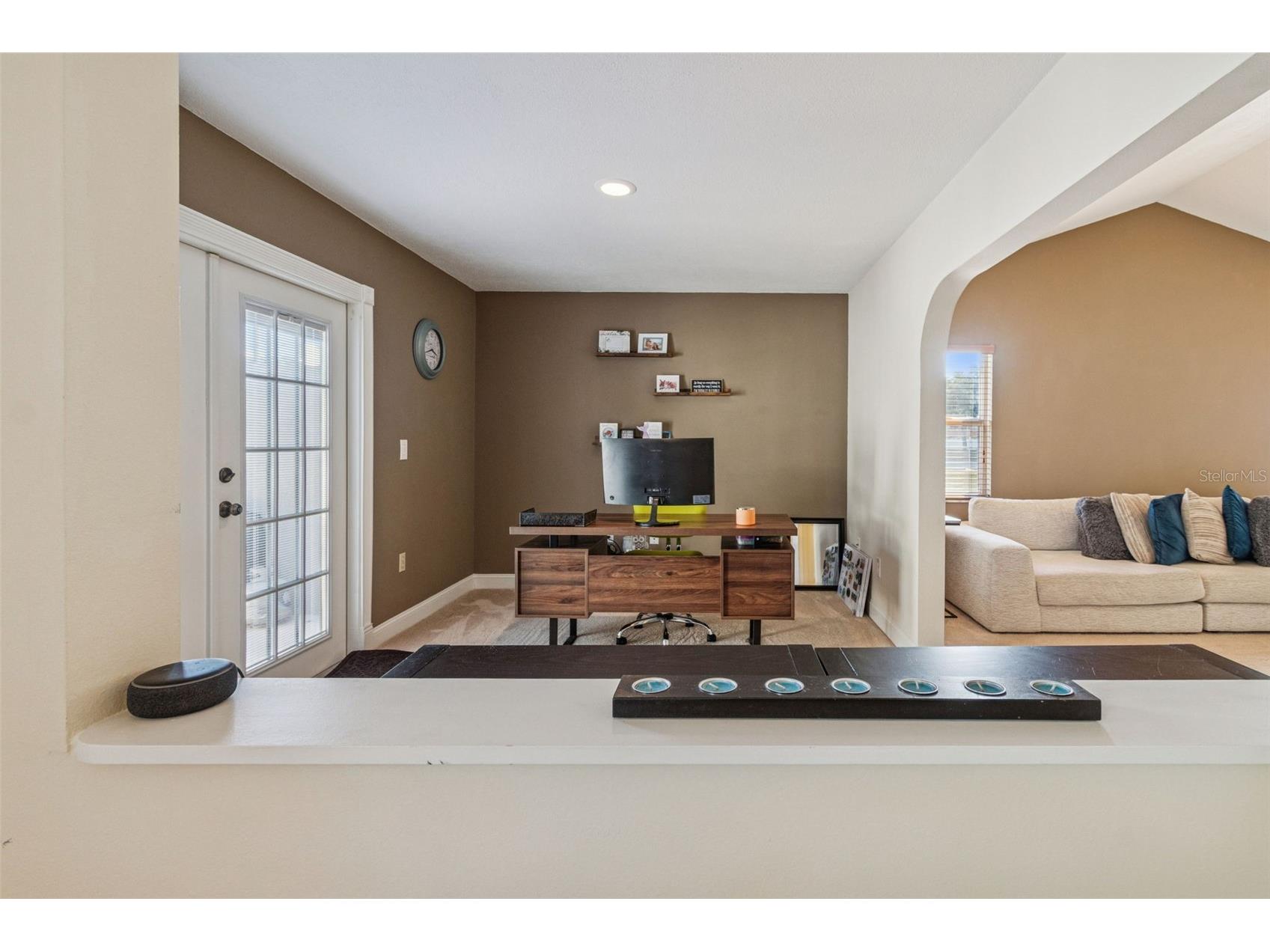 4181 Center Pointe Circle #91B Sarasota FL 34233 A4677449 image10