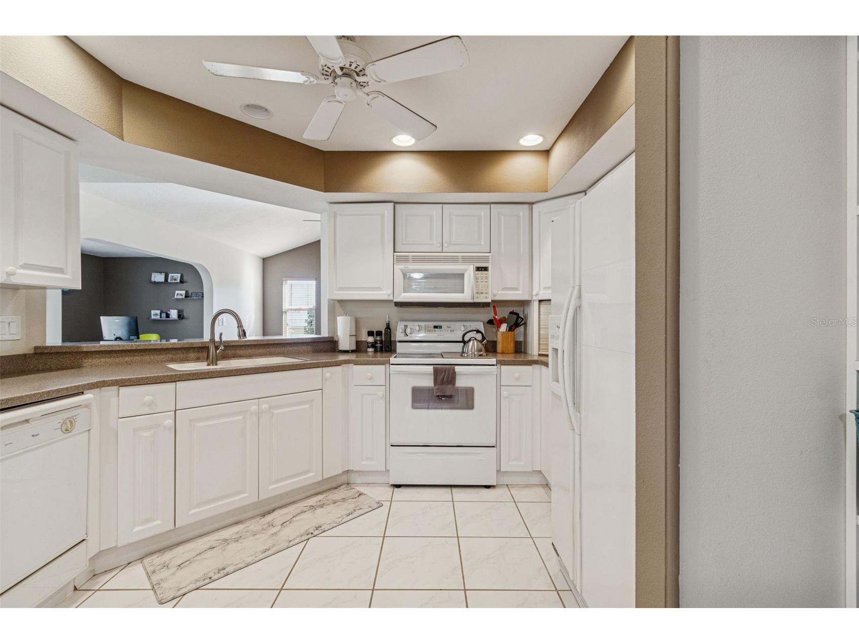 4181 Center Pointe Circle #91B Sarasota FL 34233 A4677449 image15