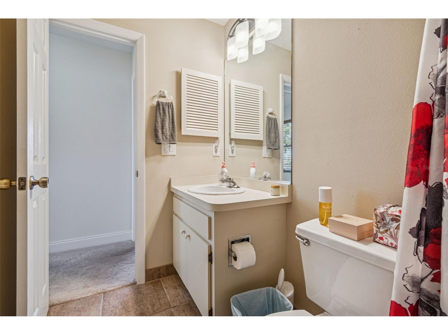 4181 Center Pointe Circle #91B Sarasota FL 34233 A4677449 image30