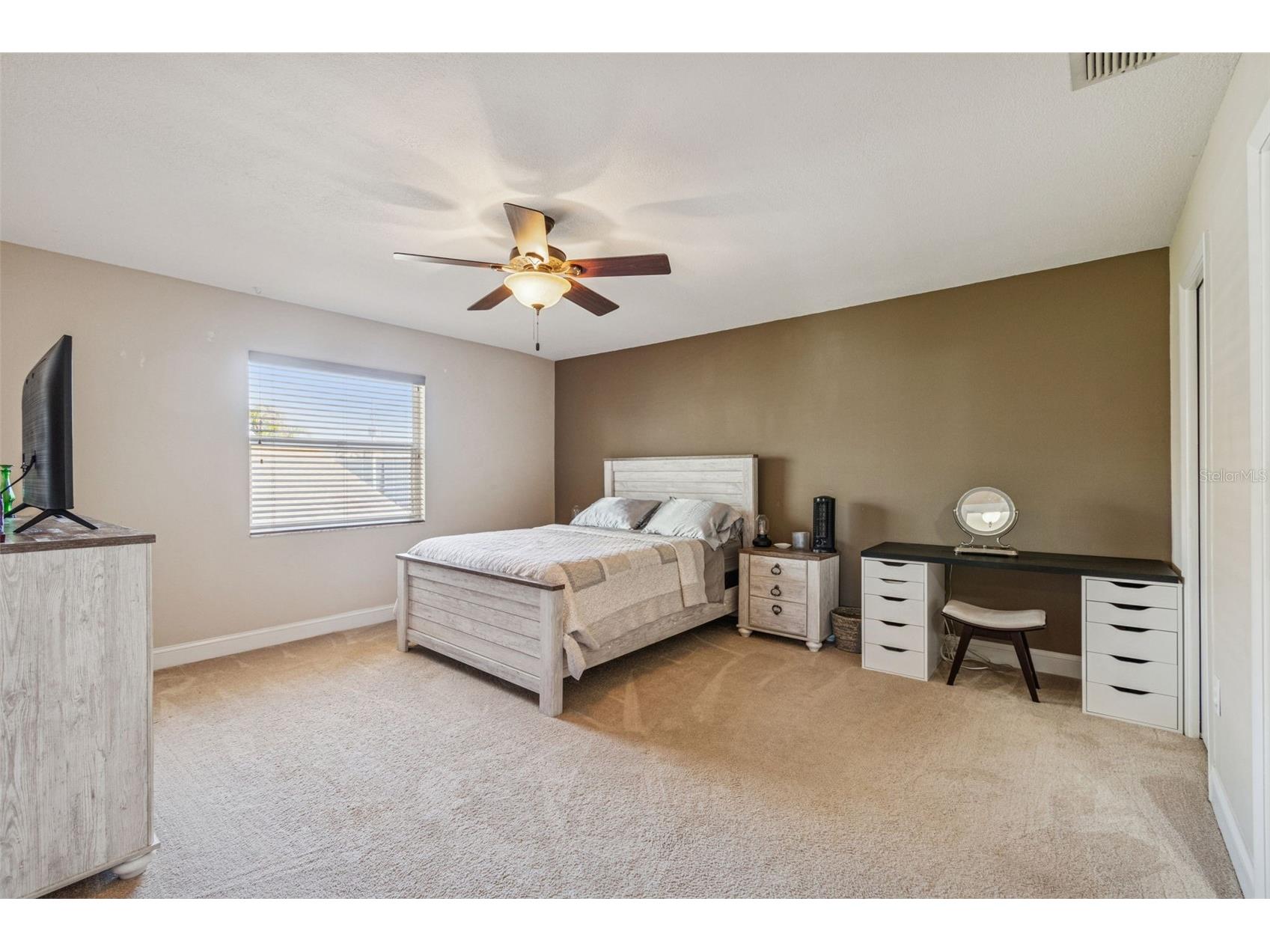 4181 Center Pointe Circle #91B Sarasota FL 34233 A4677449 image31