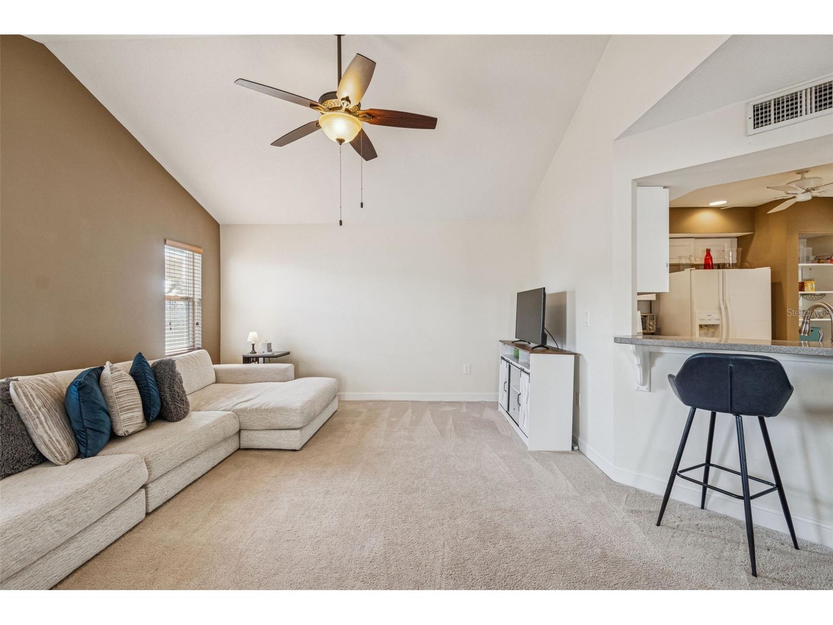 4181 Center Pointe Circle #91B Sarasota FL 34233 A4677449 image7