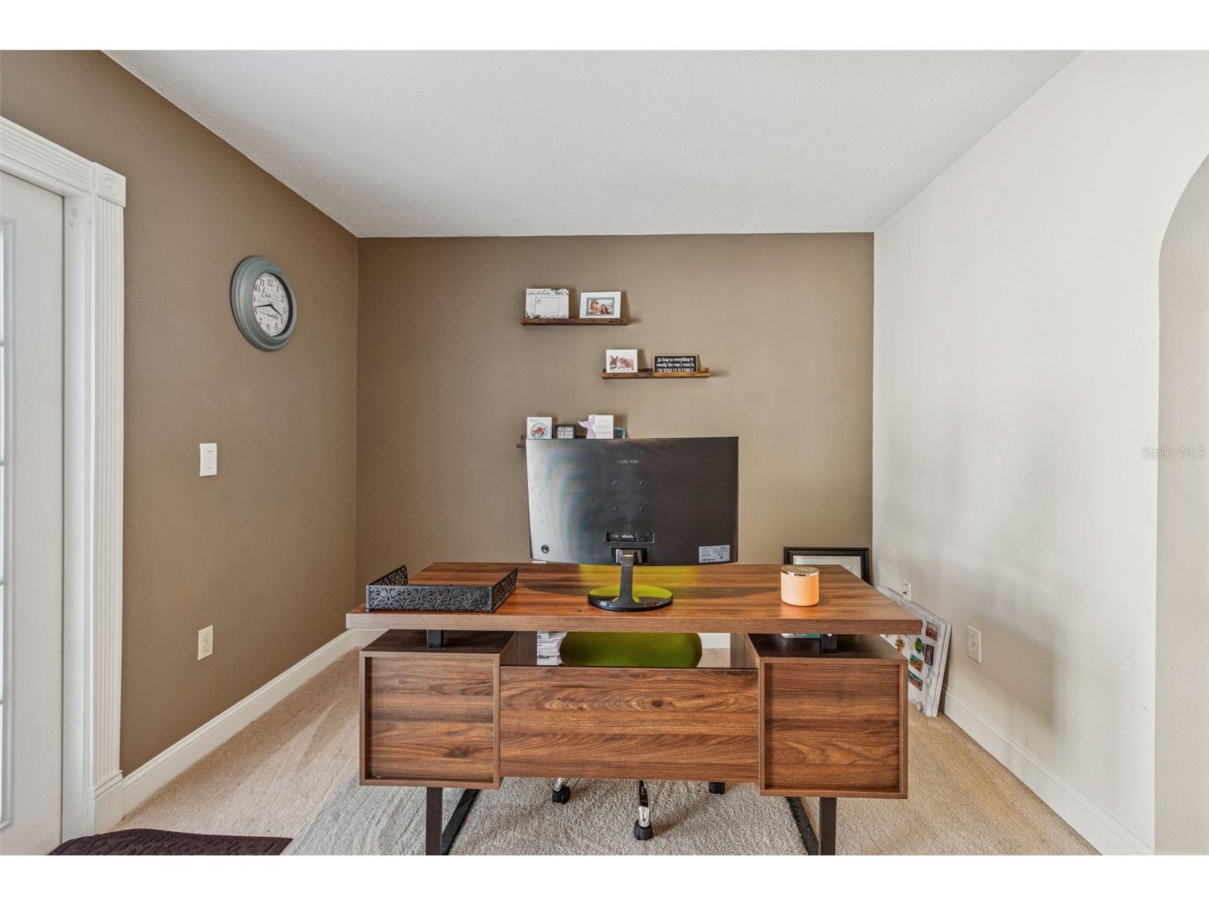 4181 Center Pointe Circle #91B Sarasota FL 34233 A4677449 image8