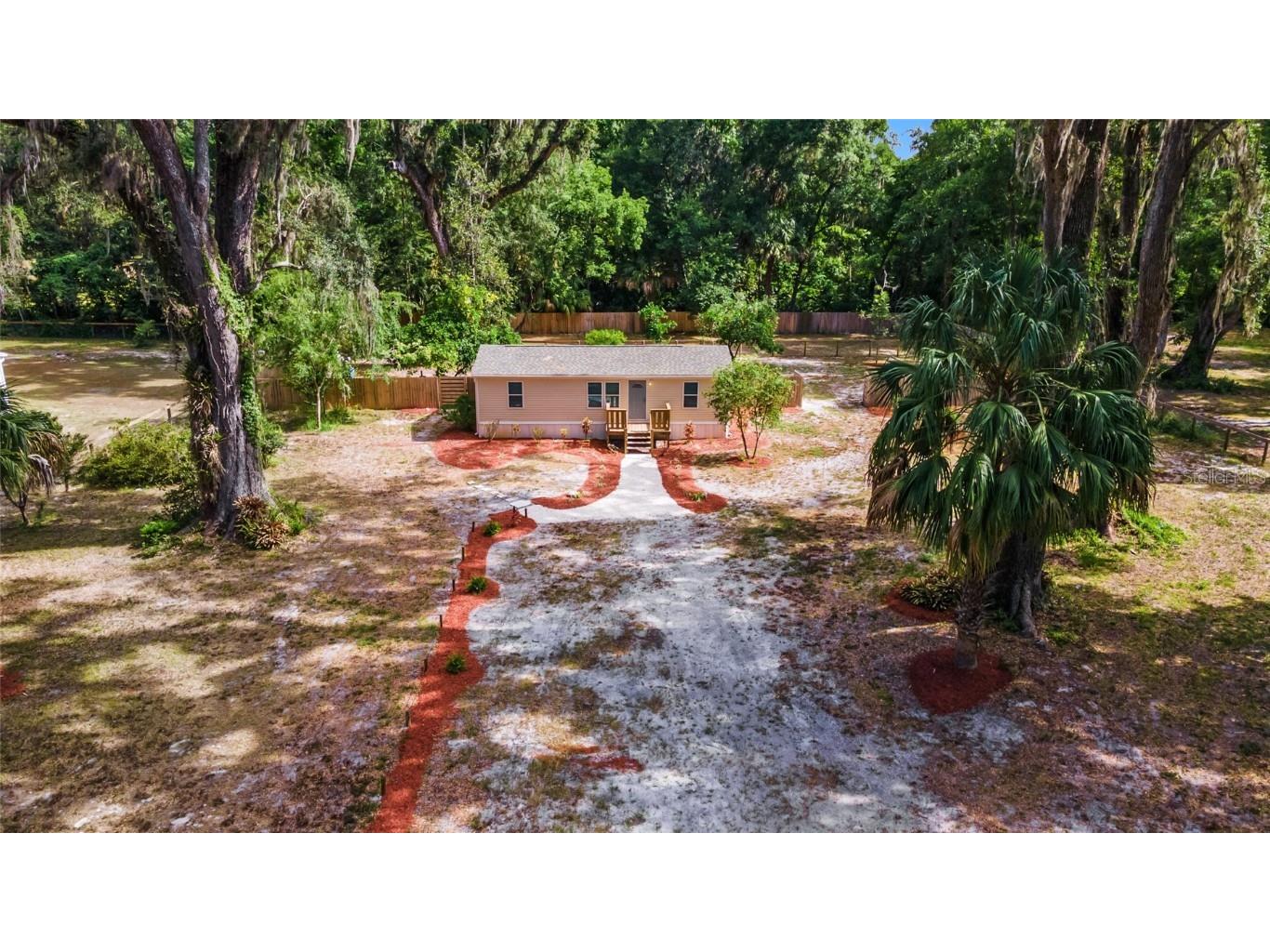 4181 NE 140th Place Anthony FL 32617 OM680513 image1