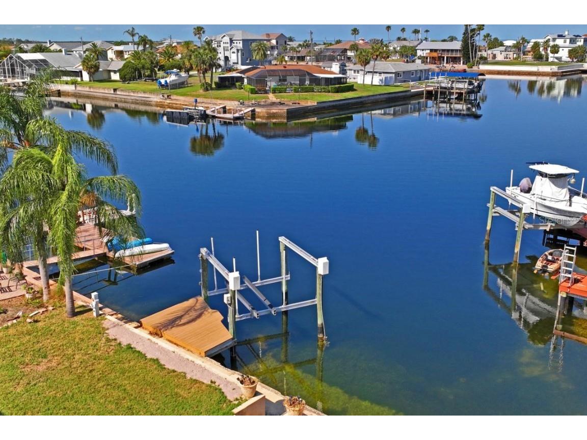 4183 Camelia Drive Hernando Beach FL 34607 W7854841 image1