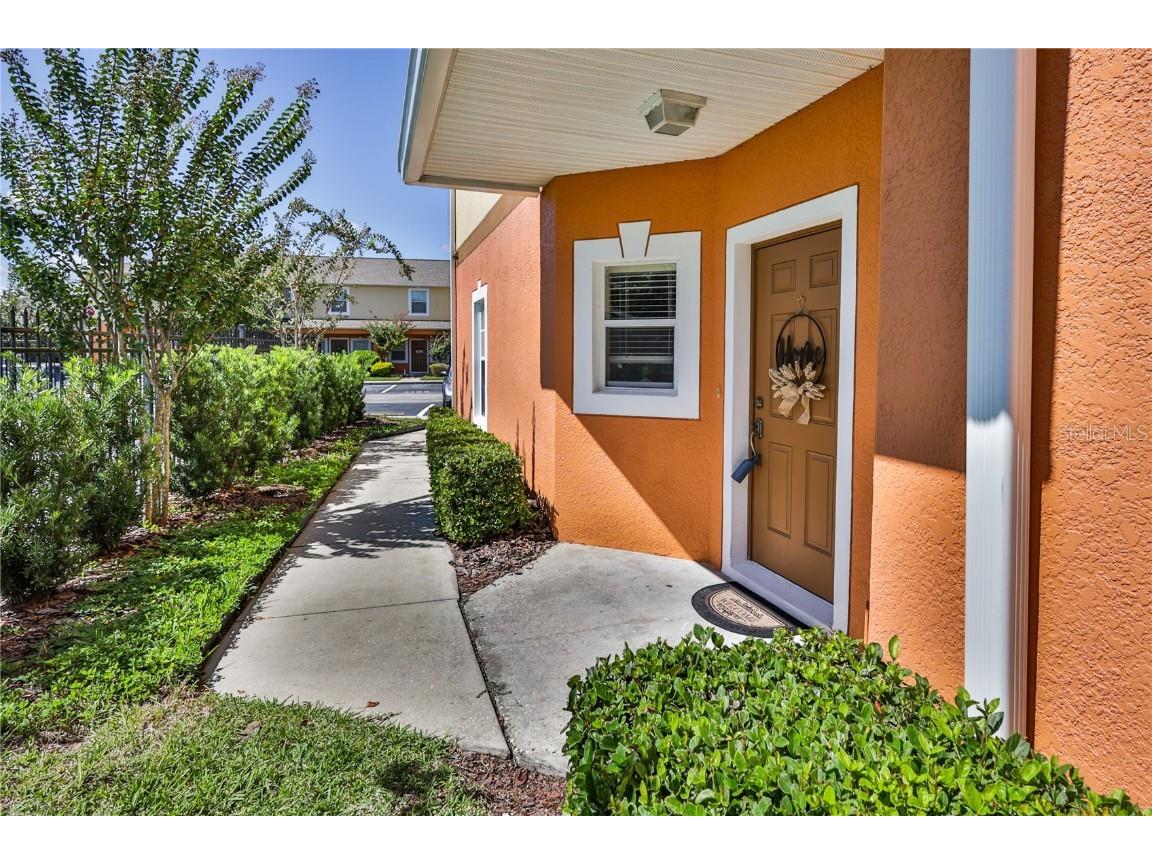 4184 Shadetree Lane #1 Lakeland FL 33812 L4939742 image1